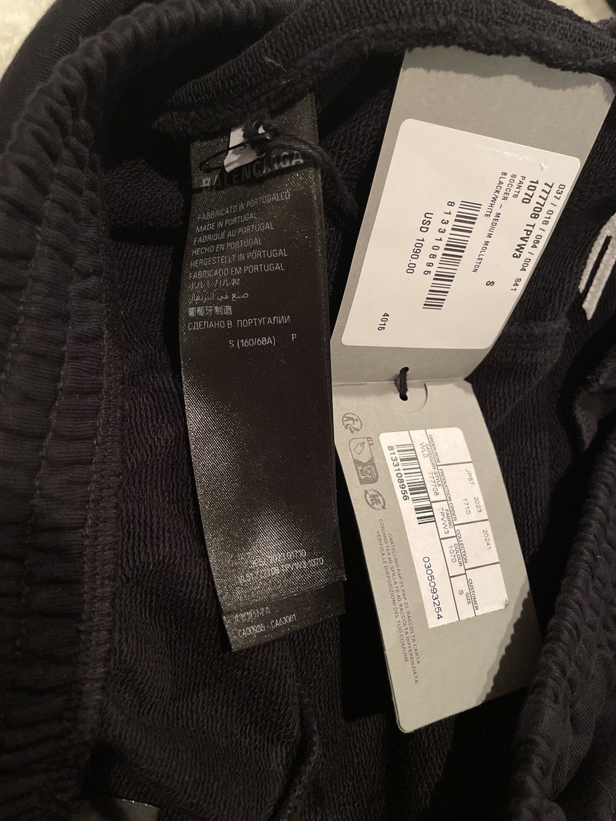 Balenciaga Balenciaga black saggy soccer sweatpants 2023 Size US 30 / EU 46 - 10 Thumbnail
