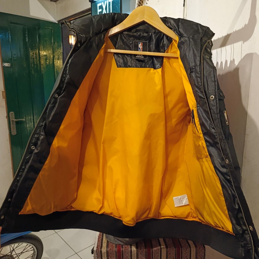 Adidas × NBA NBA Los Angeles Lakers Padded Jacket/Coat Size US L / EU 52-54 / 3 - 6 Thumbnail