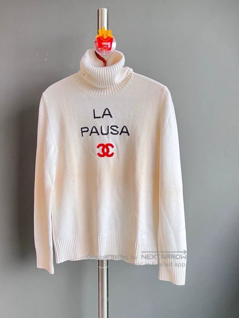 Chanel Chanel Sweater Size XS / US 0-2 / IT 36-38 - 1 Thumbnail