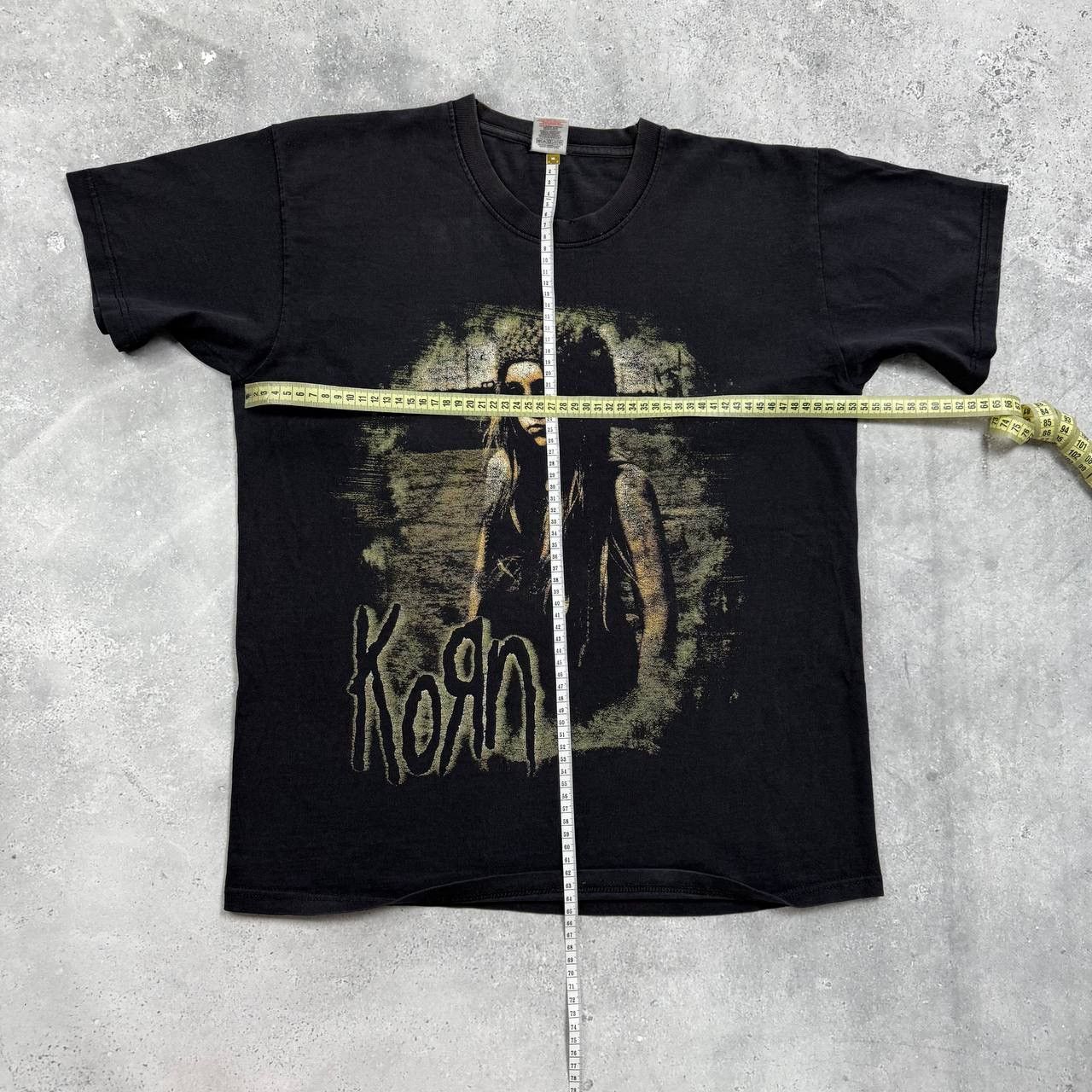 Band Tees Korn Remember Who Are You 2011 Tour Band T Shirt Faded Black Size US L / EU 52-54 / 3 - 10 Thumbnail
