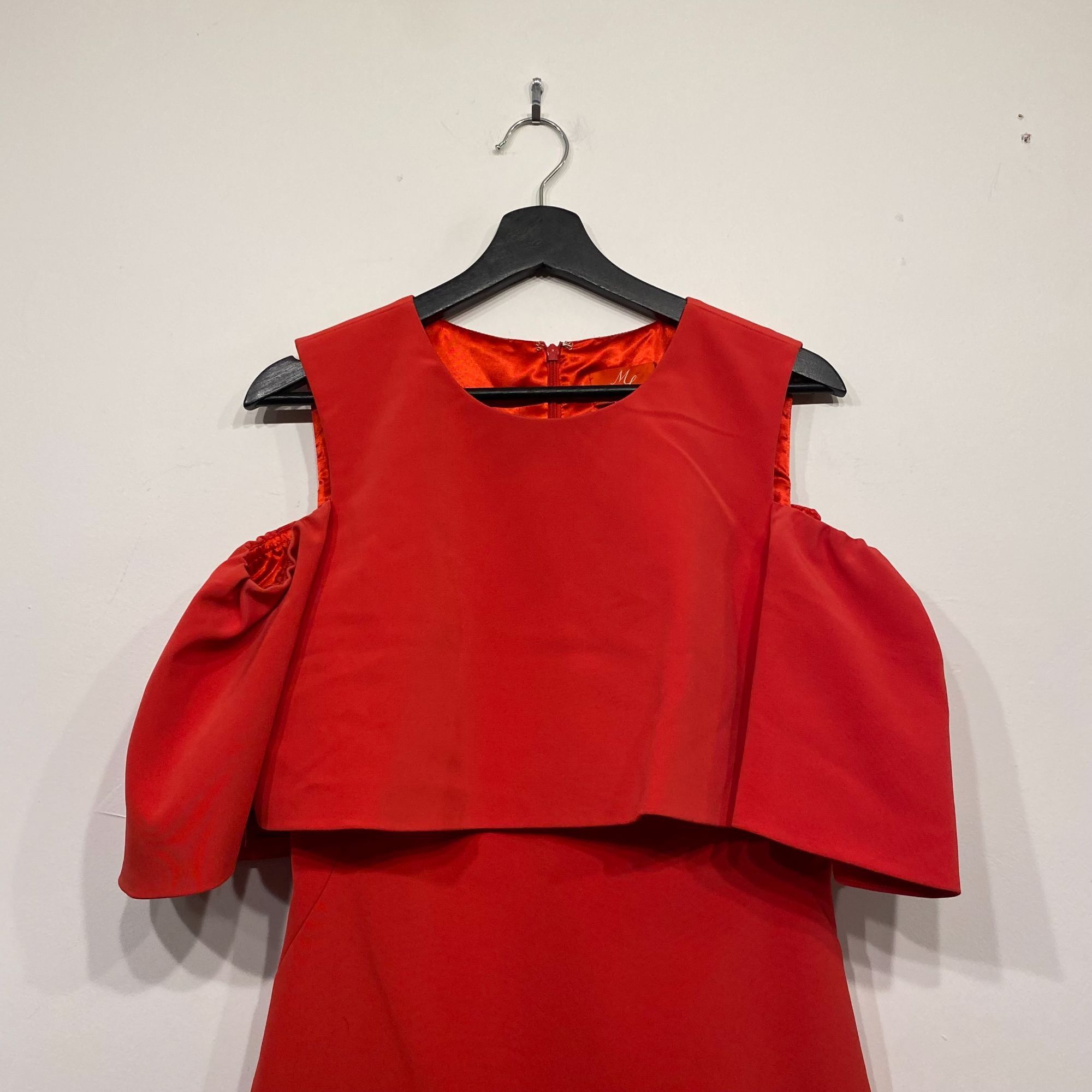 Monique Lhuillier Monique Lhuillier Red Cold Shoulder Sheath Special Event Dre Size M / US 6-8 / IT 42-44 - 2 Thumbnail