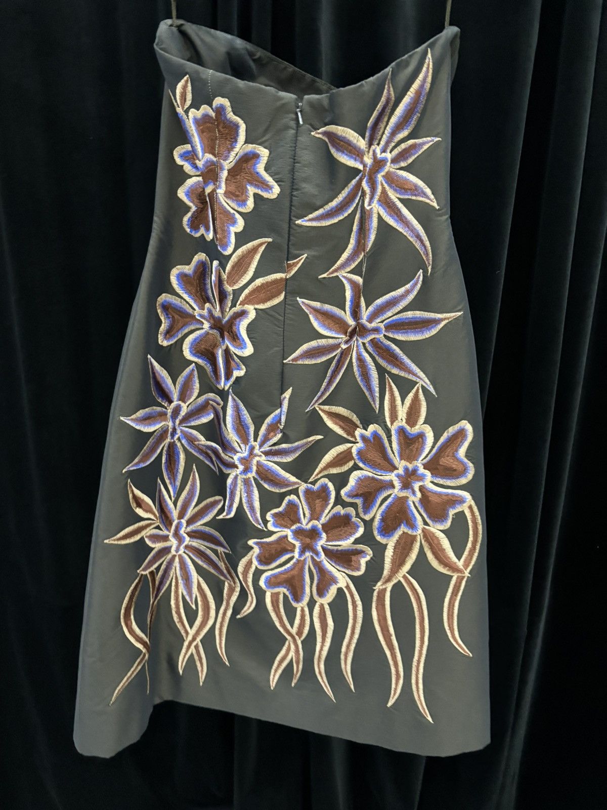 Other Bernard Chandran embroidered dress Size L / US 10 / IT 46 - 2 Thumbnail