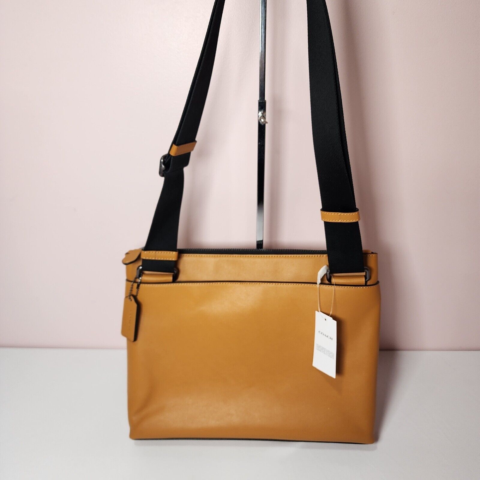 Coach NWT Coach CW449 Men's Mustard Carrier Zip Yellow Crossbody Size ONE SIZE - 3 Thumbnail