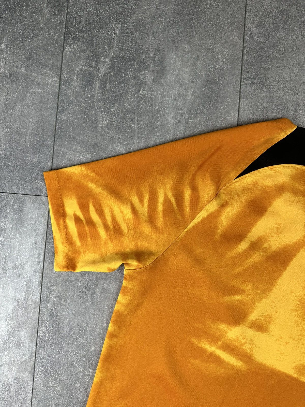 Nike Nike Netherlands National Team 2022/23 Home Soccer Jersey Size US S / EU 44-46 / 1 - 14 Thumbnail