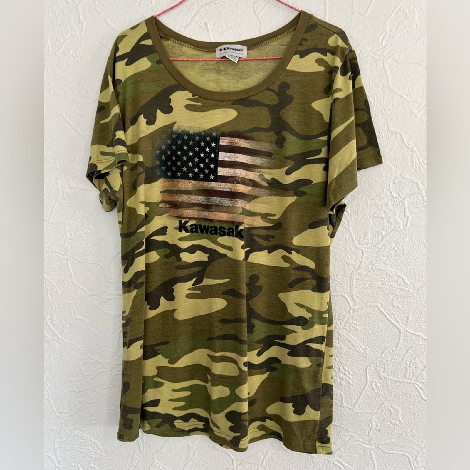 Other Genuine Kawasaki -Army Camo Flag T-Shirt - Camo - SZ XL NICE Size XL / US 12-14 / IT 48-50 - 1 Thumbnail
