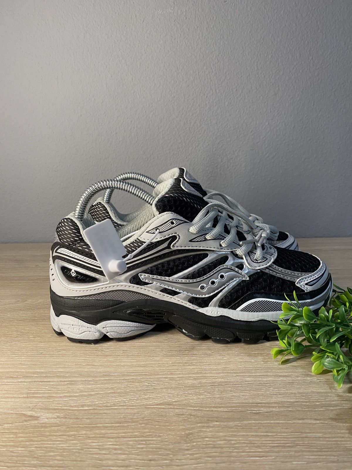 Saucony Saucony omni 9 black and grey Size US 8.5 / EU 41-42 - 2 Thumbnail