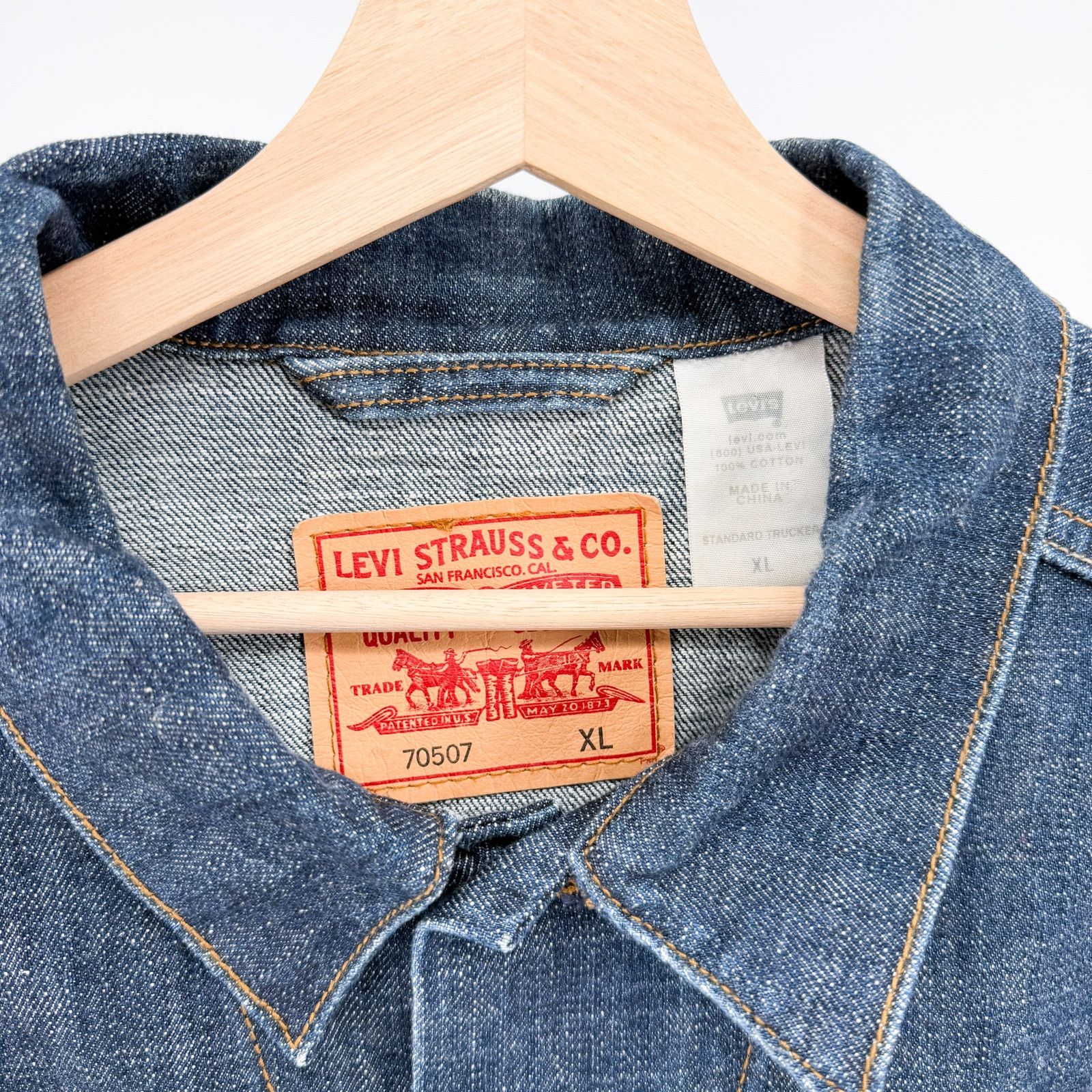 Levi's Levi's Dark Blue 100% Cotton Casual Oversized Trucker Jacket Size US XL / EU 56 / 4 - 6 Thumbnail
