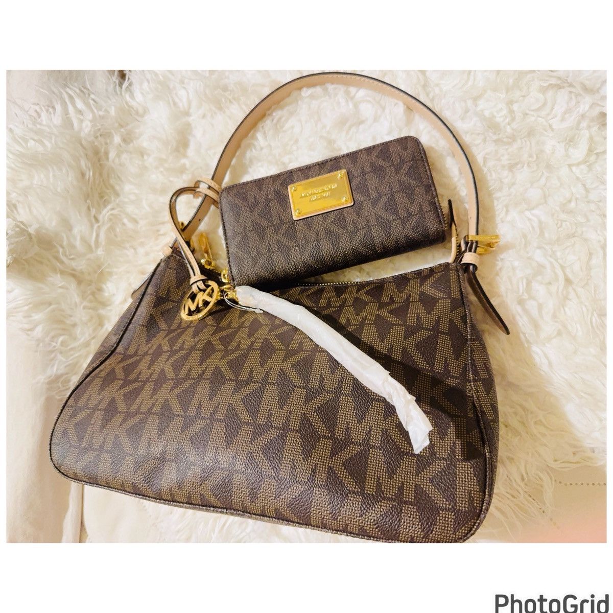 Michael Kors Michael Kors Jetset Monogram Purse and Wallet Set NWT Size ONE SIZE - 14 Thumbnail