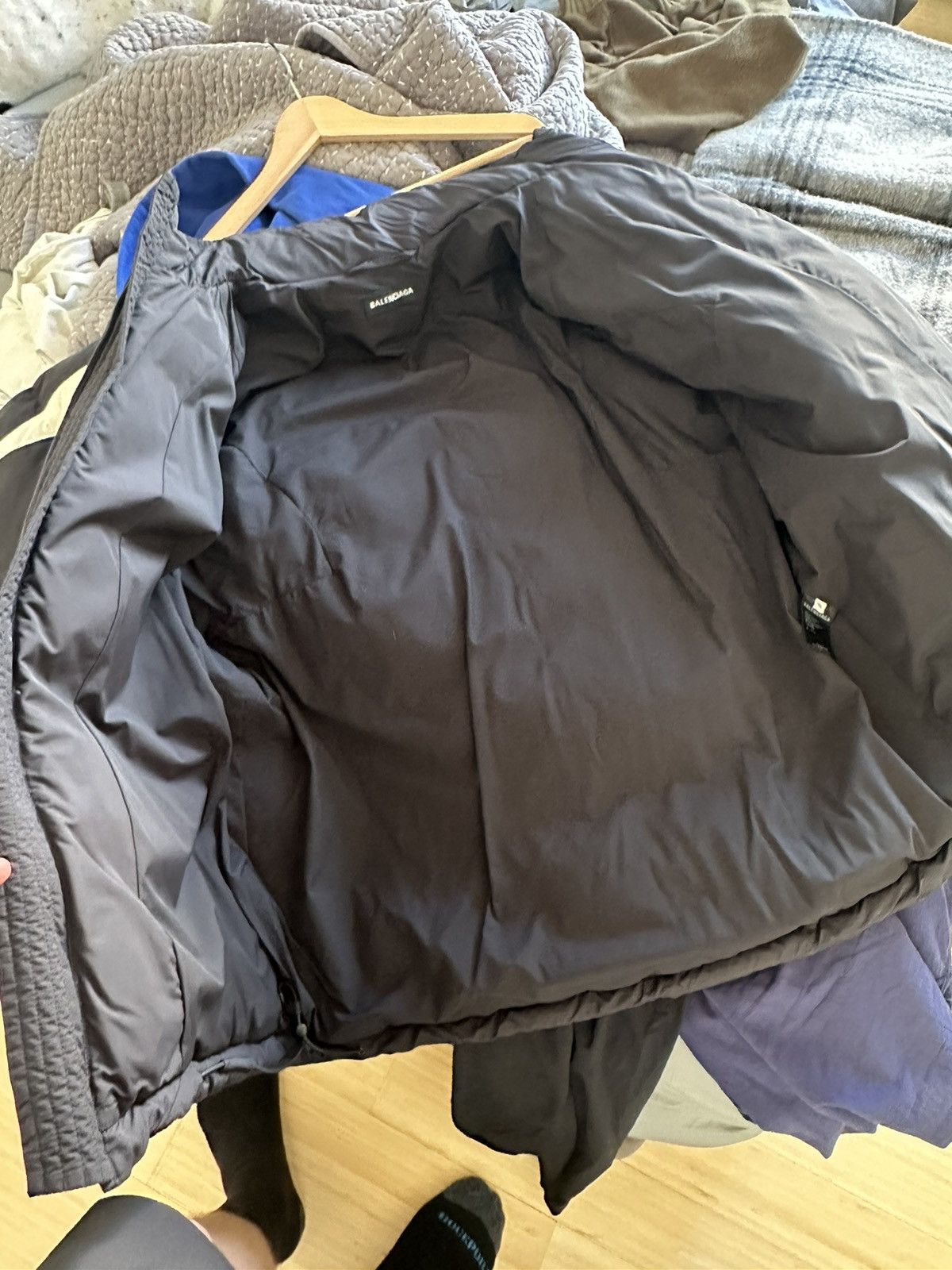 Balenciaga balenciaga oversized puffer coat size 46 Size US S / EU 44-46 / 1 - 5 Thumbnail