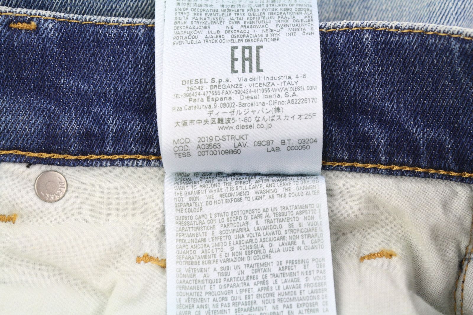 Diesel 2019 D-STRUKT 09C87 W31/L34 Blue Distress Slim 85414 Size US 31 - 11 Thumbnail