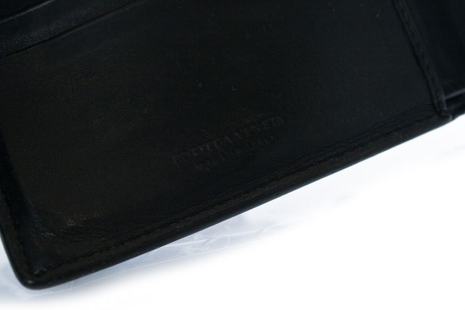 Bottega Veneta Bottega Veneta, intrecciato leather wallet in black Size ONE SIZE - 4 Thumbnail