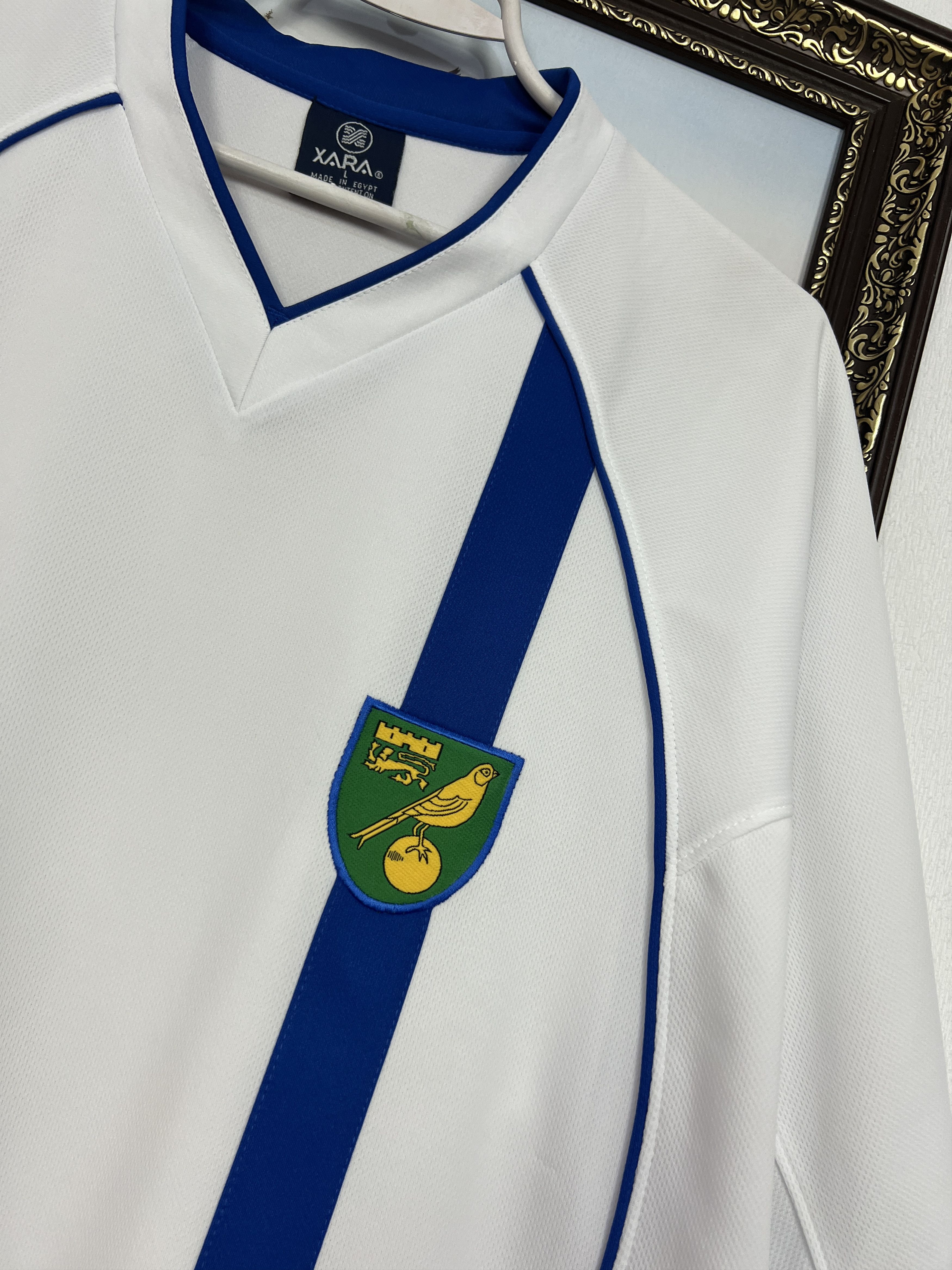 Vintage XARA Norwich City Football Train Shirt Soccer Jersey Trikot Size US L / EU 52-54 / 3 - 3 Thumbnail