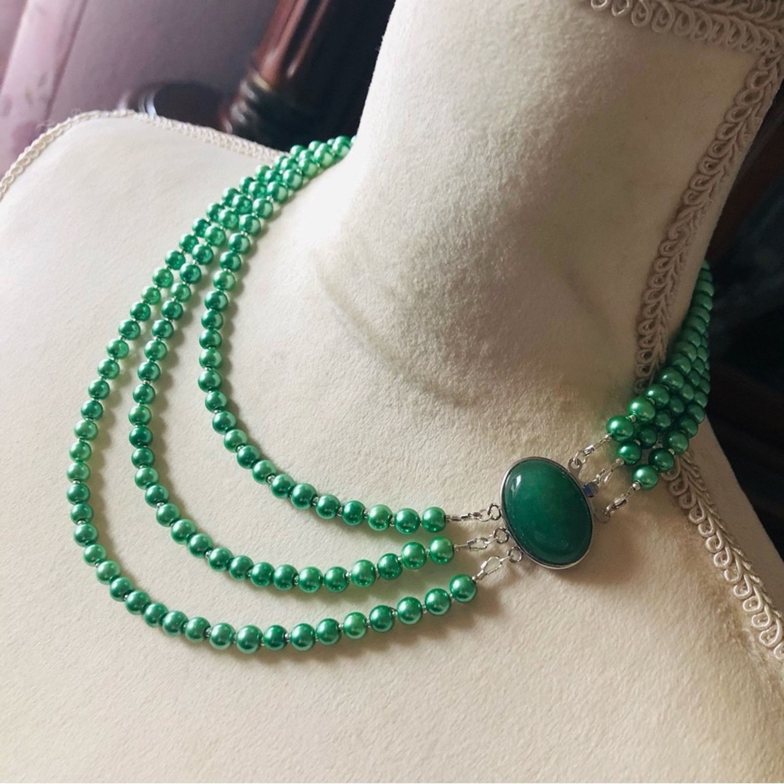 Handmade Handcrafted triple strand green pearl stone clasp necklace Size ONE SIZE - 4 Thumbnail