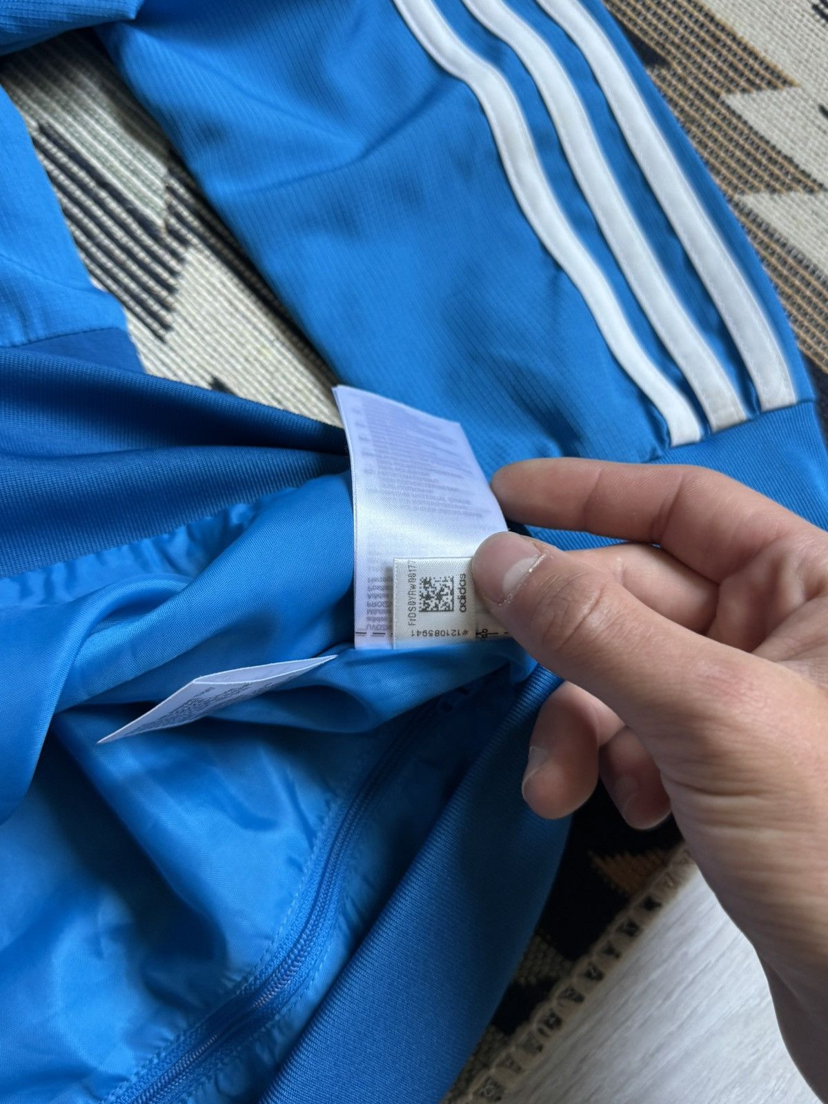 Adidas Adidas Real Madrid 2018/19 Nylon Jacket Size US S / EU 44-46 / 1 - 13 Thumbnail