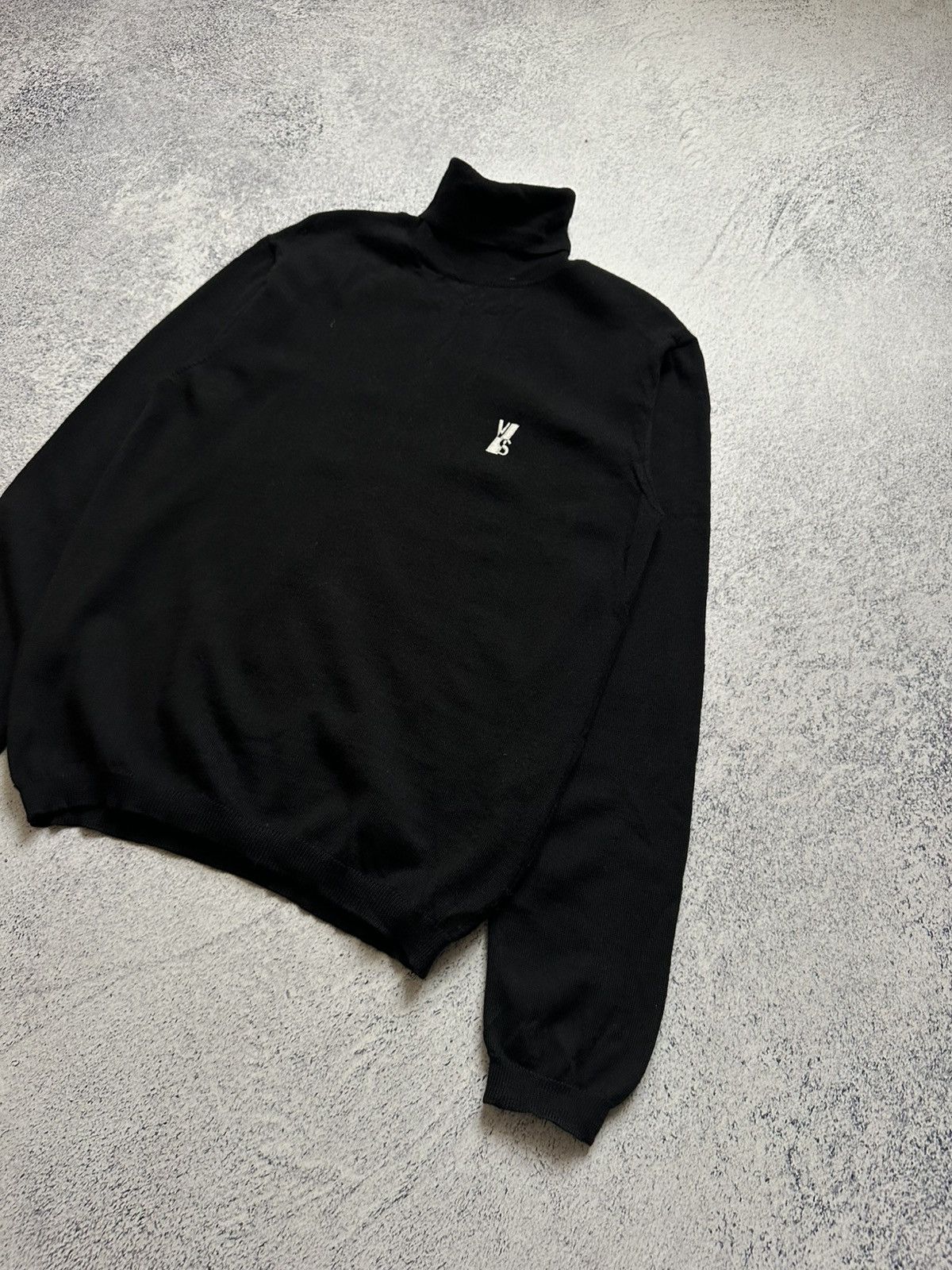 Versace Vintage Versace Versus Black sweater Size US M / EU 48-50 / 2 - 4 Thumbnail