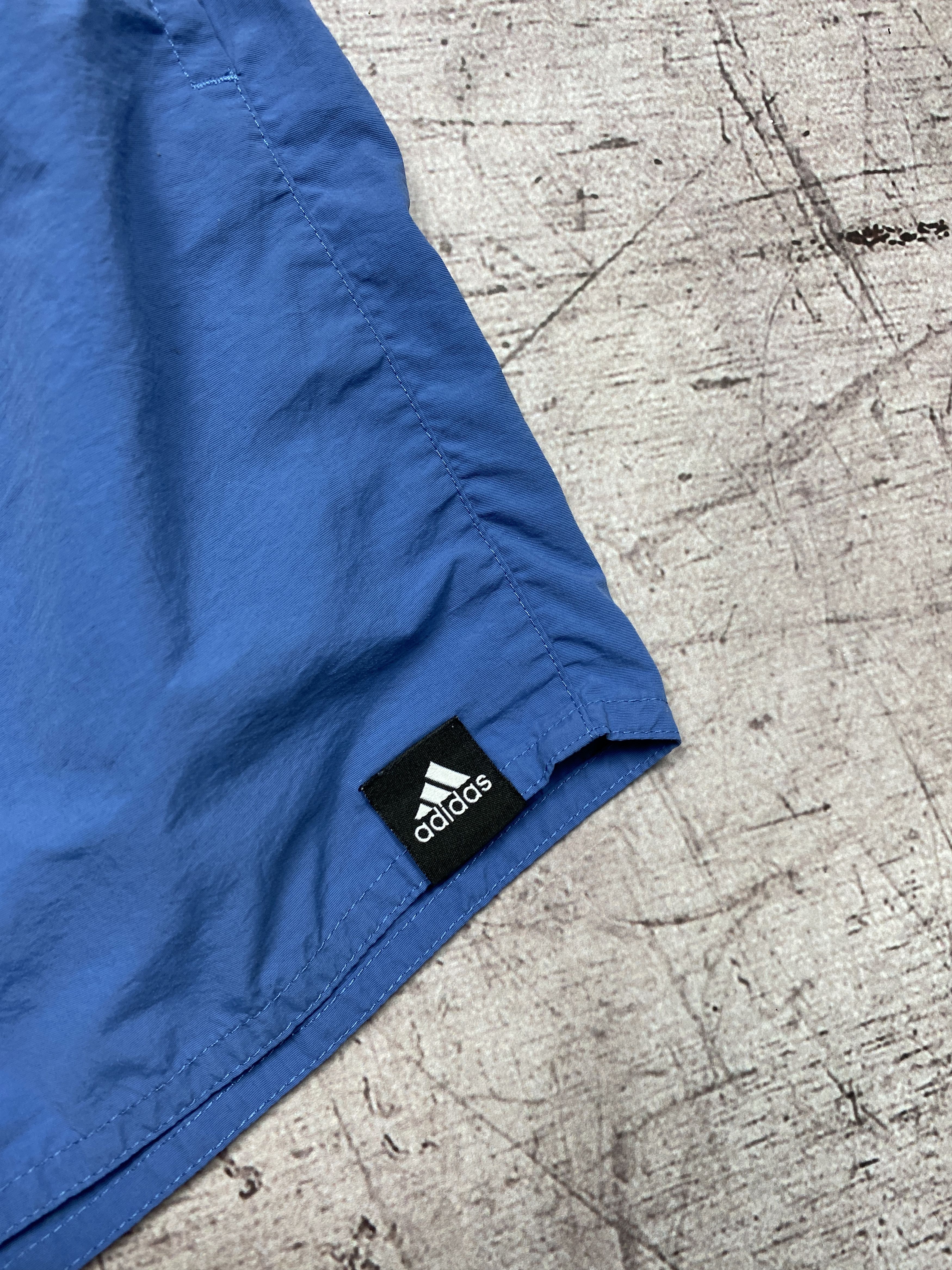 Adidas Adidas Vintage Mens Nylon Shorts Size US 32 / EU 48 - 3 Thumbnail