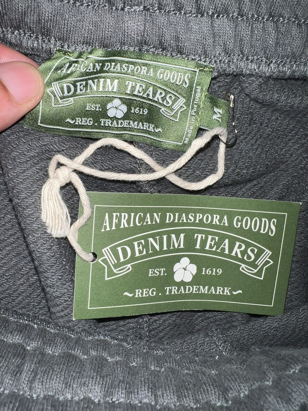 DENIM TEARS Rhinestone Cotton Wreath Sweatpants Medium Size US 32 / EU 48 - 5 Thumbnail