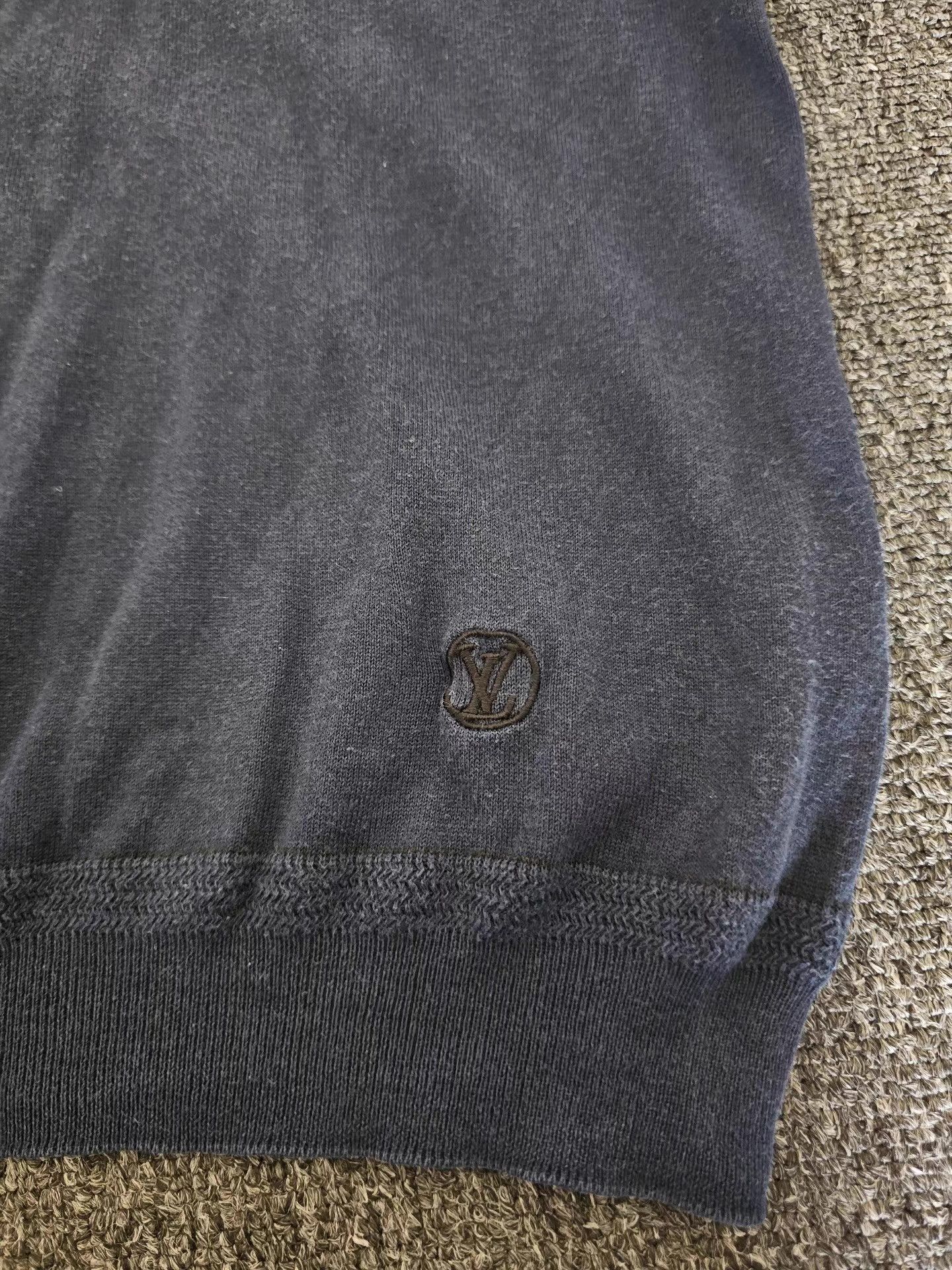 Louis Vuitton Louis Vuitton Knitted Polo Shirt Size US S / EU 44-46 / 1 - 4 Thumbnail