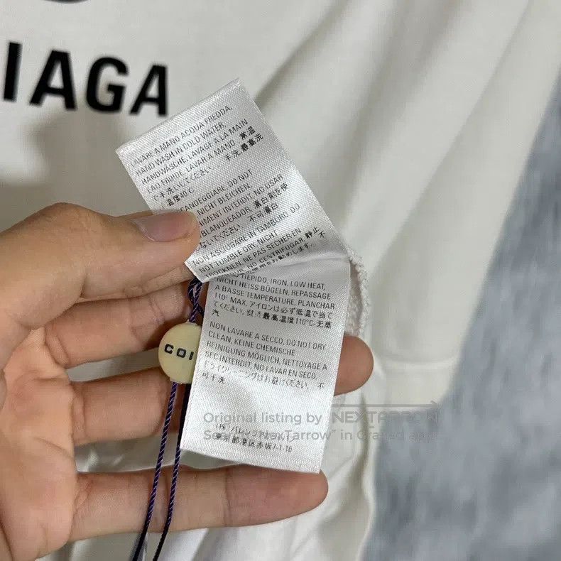 Balenciaga Balenciaga Buckle Short Sleeve T-Shirt, White, Size M Size US M / EU 48-50 / 2 - 6 Thumbnail