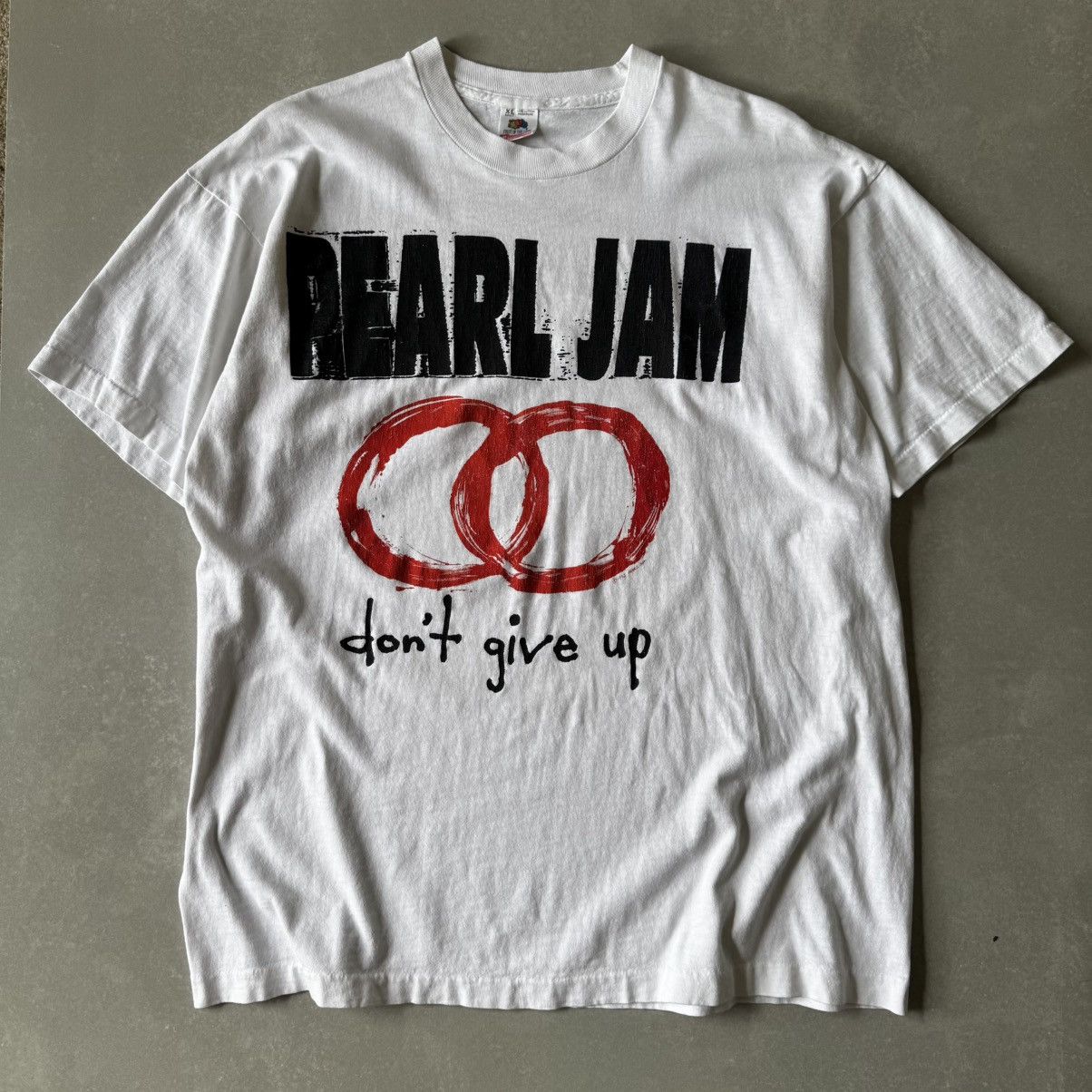Band Tees Rare Vintage Pearl Jam 1992 Don’t Give Up tee Size US XL / EU 56 / 4 - 1 Thumbnail