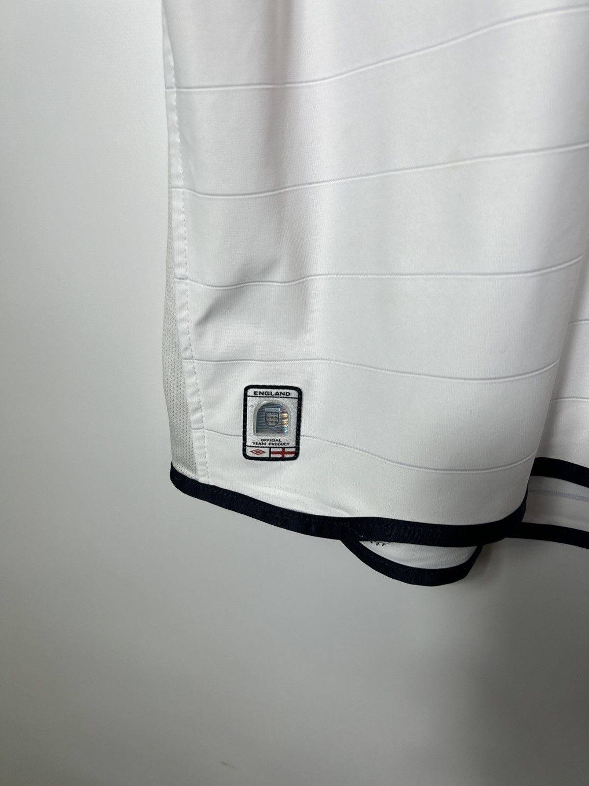 Umbro ENGLAND 2003 2004 REVERSIBLE FOOTBALL SOCCER JERSEY UMBRO Size US L / EU 52-54 / 3 - 12 Thumbnail