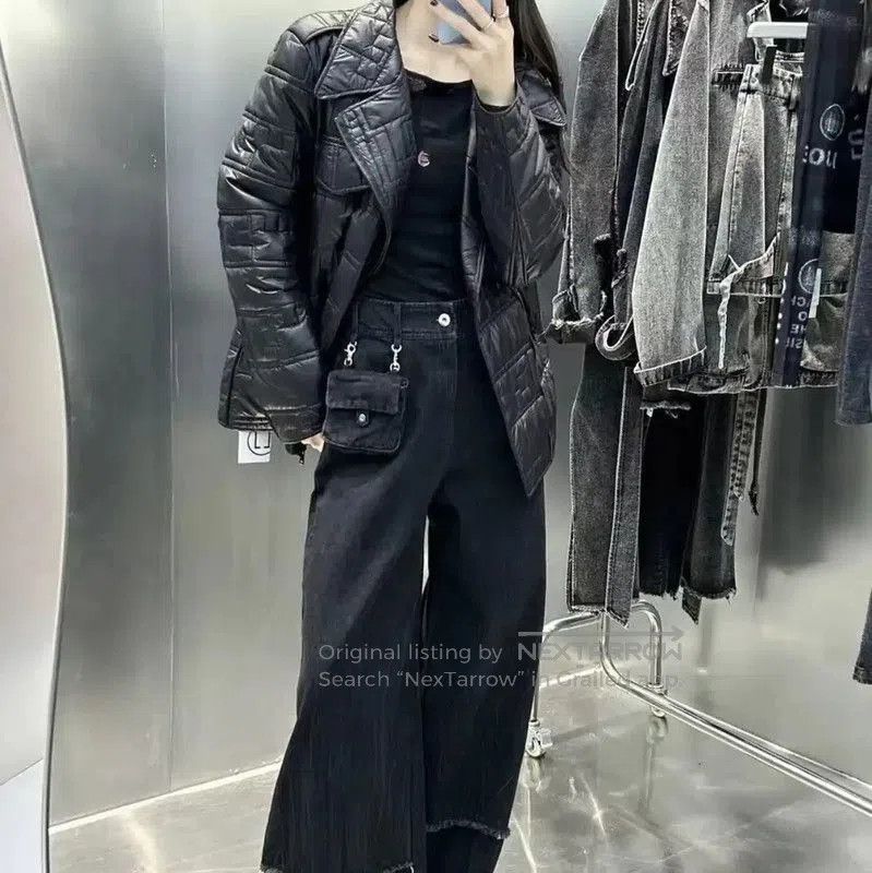 Burberry Burberry Black Short Puffer Jacket for Women. Size S / US 4 / IT 40 - 4 Thumbnail
