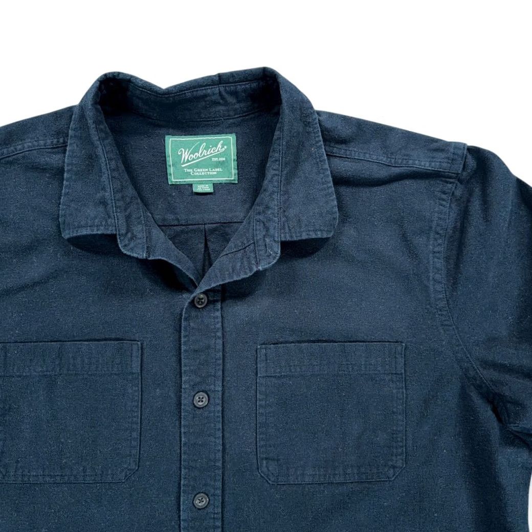 Vintage VINTAGE Woolrich Shirt Adult 2XL Blue Button-Up Cotton Flannel Heavyweight Pockets Mens Size US XXL / EU 58 / 5 - 2 Thumbnail