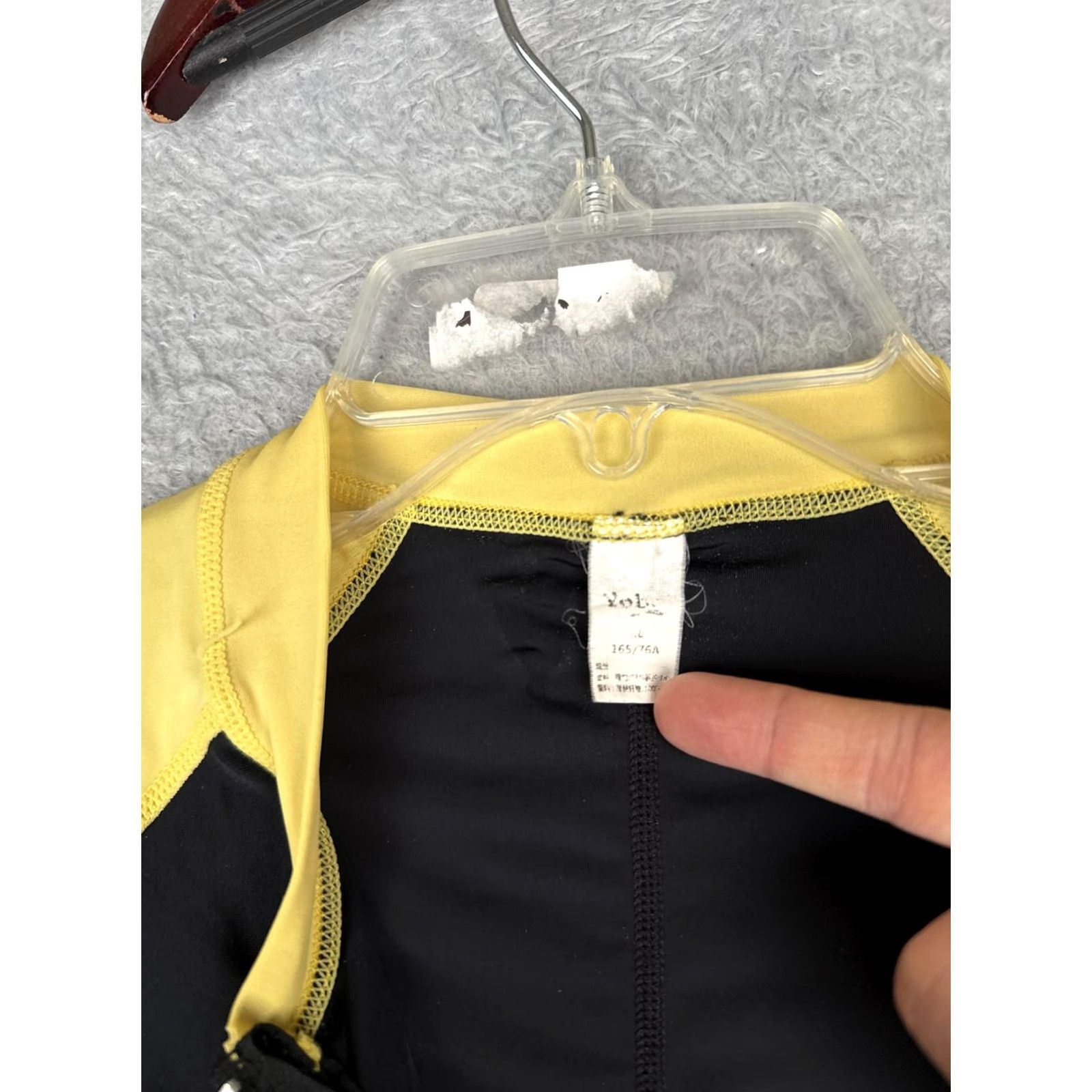Swims Yob! UV Sun Suit Womens XL Black Yellow Colorblock Zip Short Sleeve Swim Surf Size 40" / US 18 - 7 Thumbnail