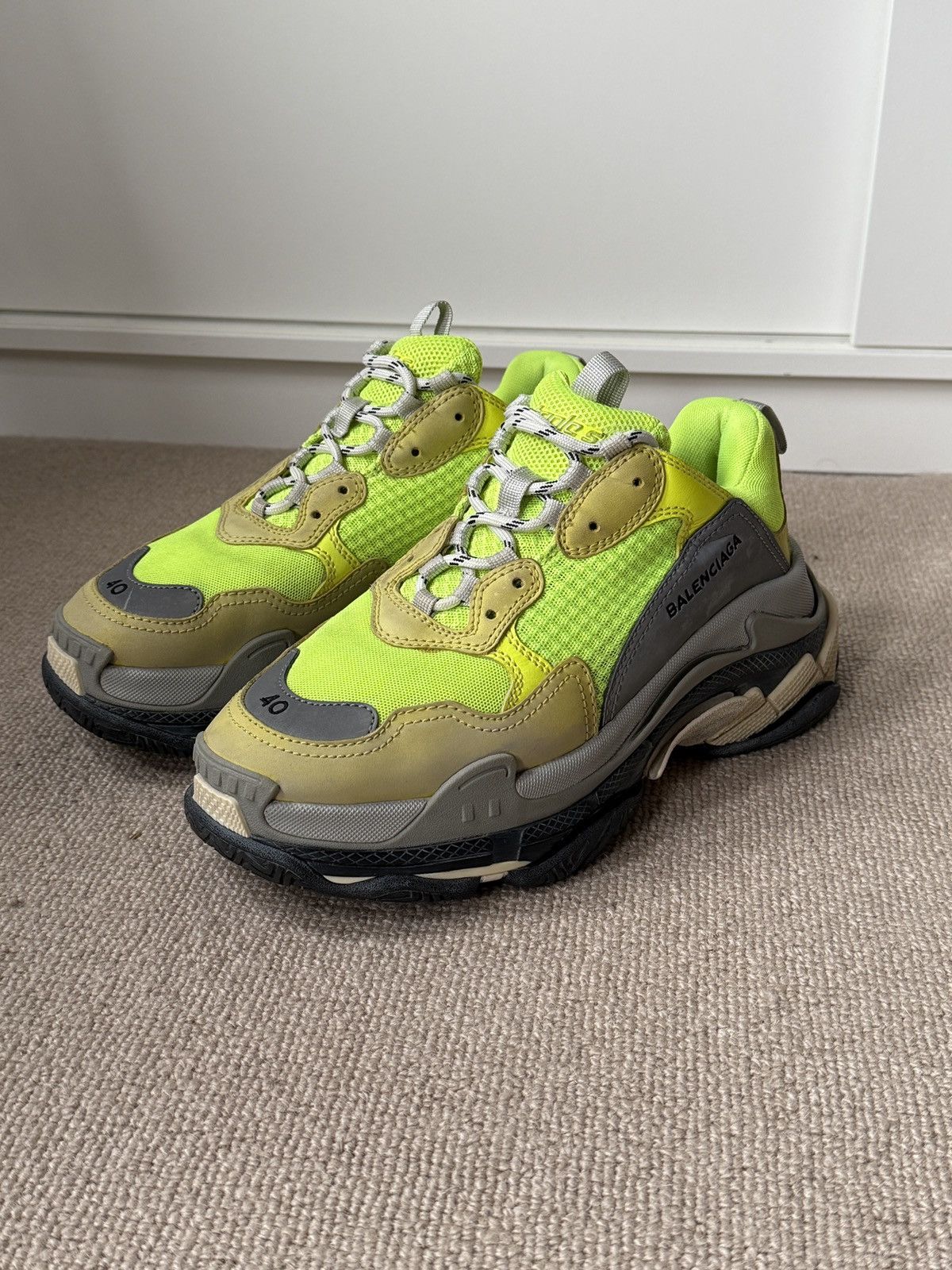 Balenciaga Balenciaga Triple S Size US 7 / EU 40 - 1 Thumbnail