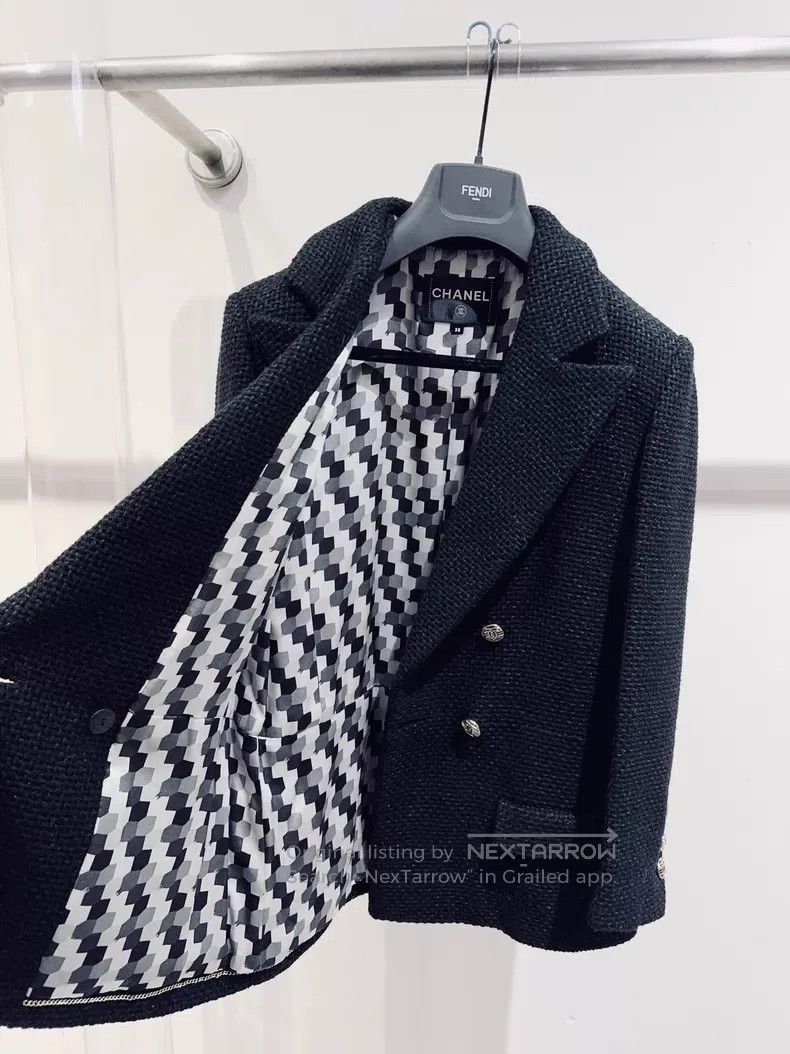 Chanel Chanel Black jacket Size XS / US 0-2 / IT 36-38 - 3 Thumbnail