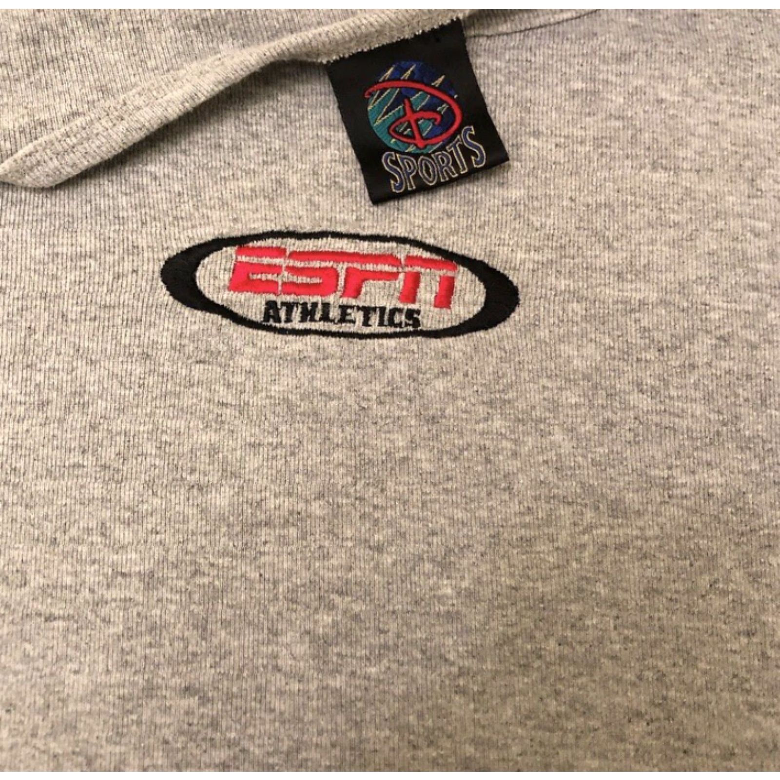Disney VINTAGE 90s Disney Sports Espn Athletics Rare Shirt Womens M Gray Disney Shirt, Athletic Fit Size M / US 6-8 / IT 42-44 - 2 Thumbnail