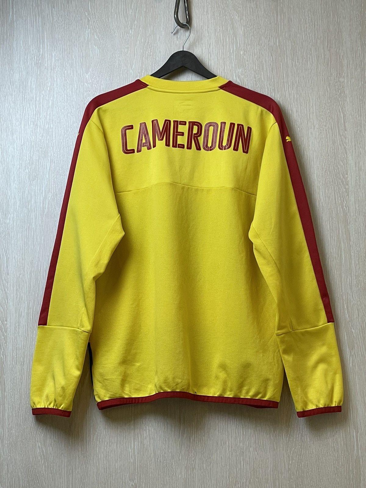 Puma × Vintage Vintage Puma Cameron soccer sweatshirt size L Size US L / EU 52-54 / 3 - 5 Thumbnail