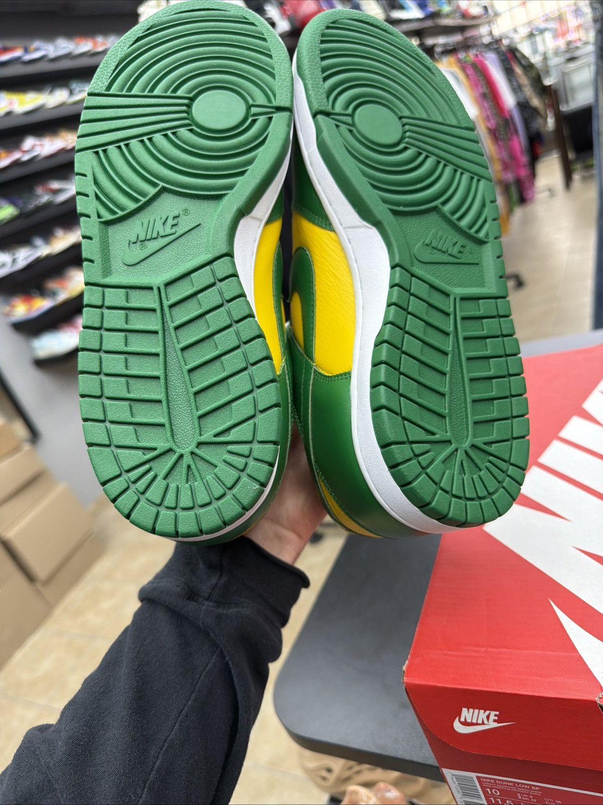 Nike Nike Dunk SP Low Brazil CU1727-700 Size 10 - Brand New Quick Size US 10 / EU 43 - 10 Thumbnail