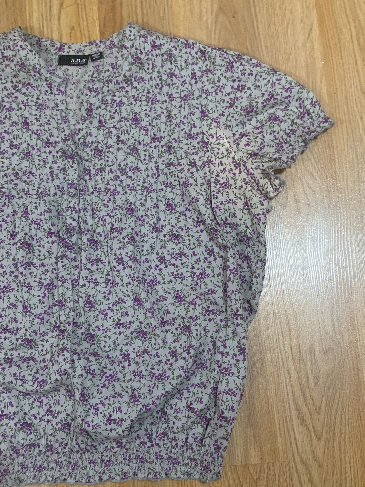Other SzM (W’s)- A.N.A A New Approach Floral Print V-Neck Blouse Size M / US 6-8 / IT 42-44 - 3 Thumbnail