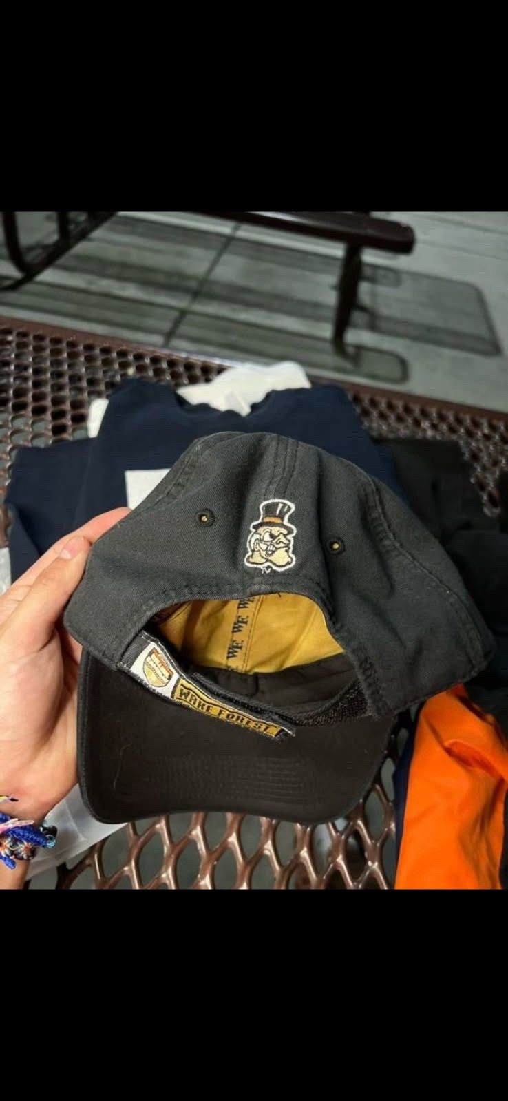 Other Wake Forest collegiate Hat Size ONE SIZE - 2 Thumbnail