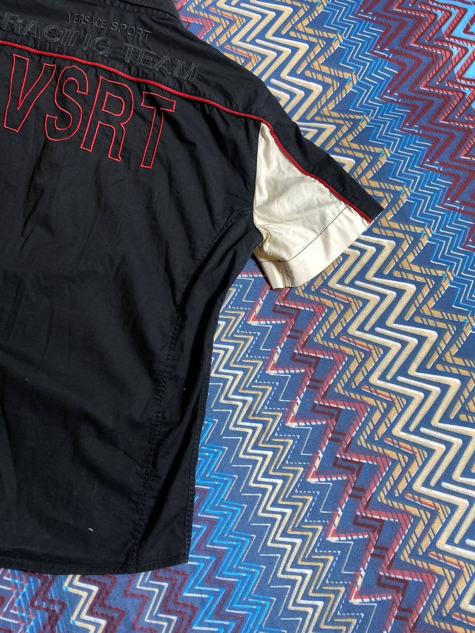 Versace Vintage Y2K shirt Versace black luxury big logo streetwear Size US M / EU 48-50 / 2 - 9 Thumbnail