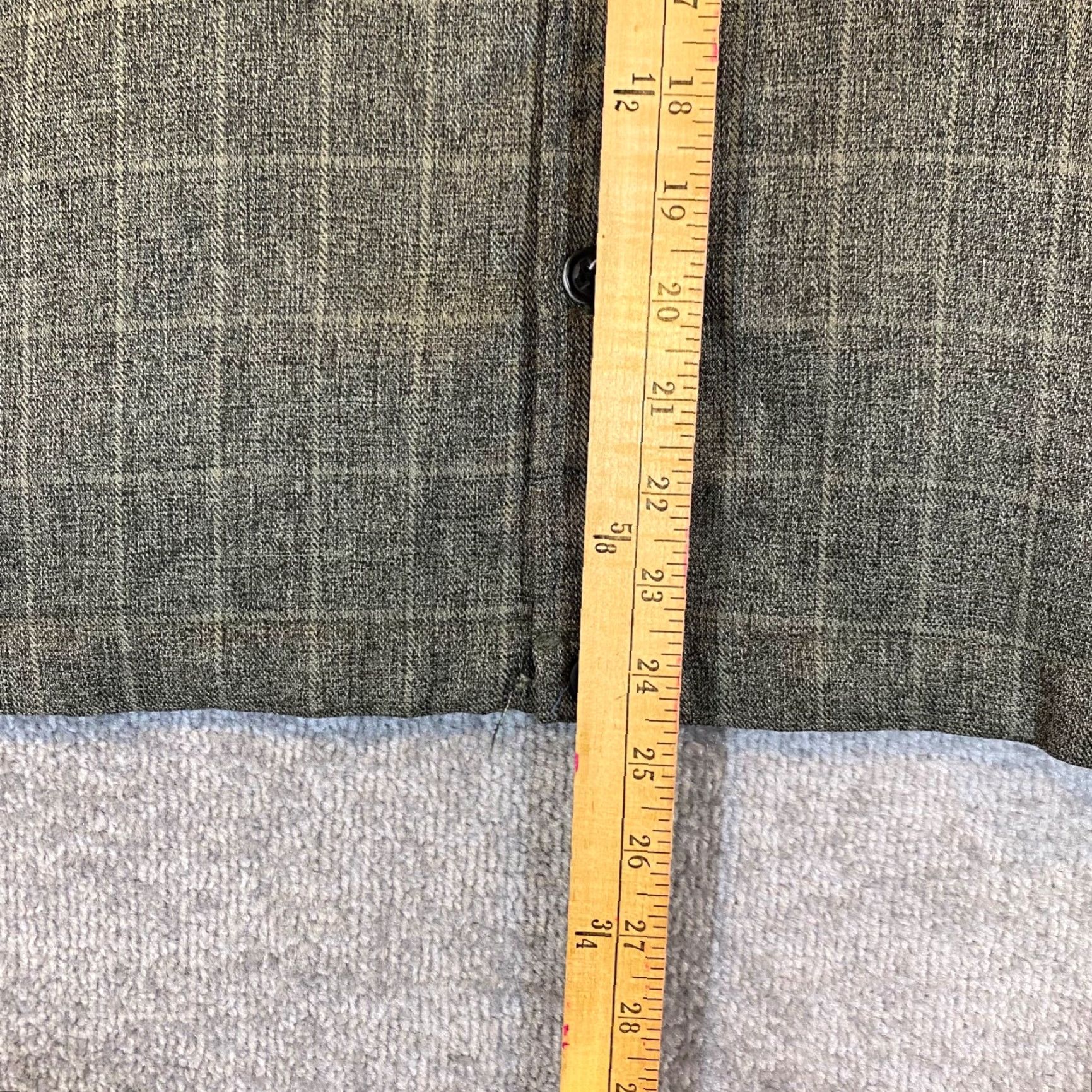 Vintage Candor Official Shirt Mens Size 3 Muted Green Plaid Button-Up Pockets L/S Casual Shirt Size US S / EU 44-46 / 1 - 6 Thumbnail