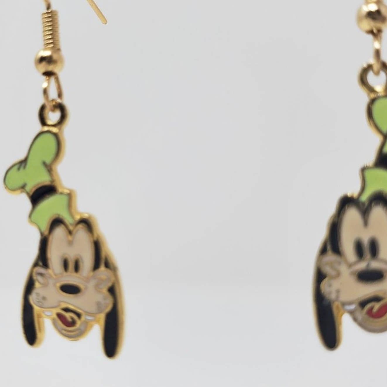 Disney Disney Goofy Classic Green Hat Enamel Dangle Earrings VTG Size ONE SIZE - 5 Thumbnail