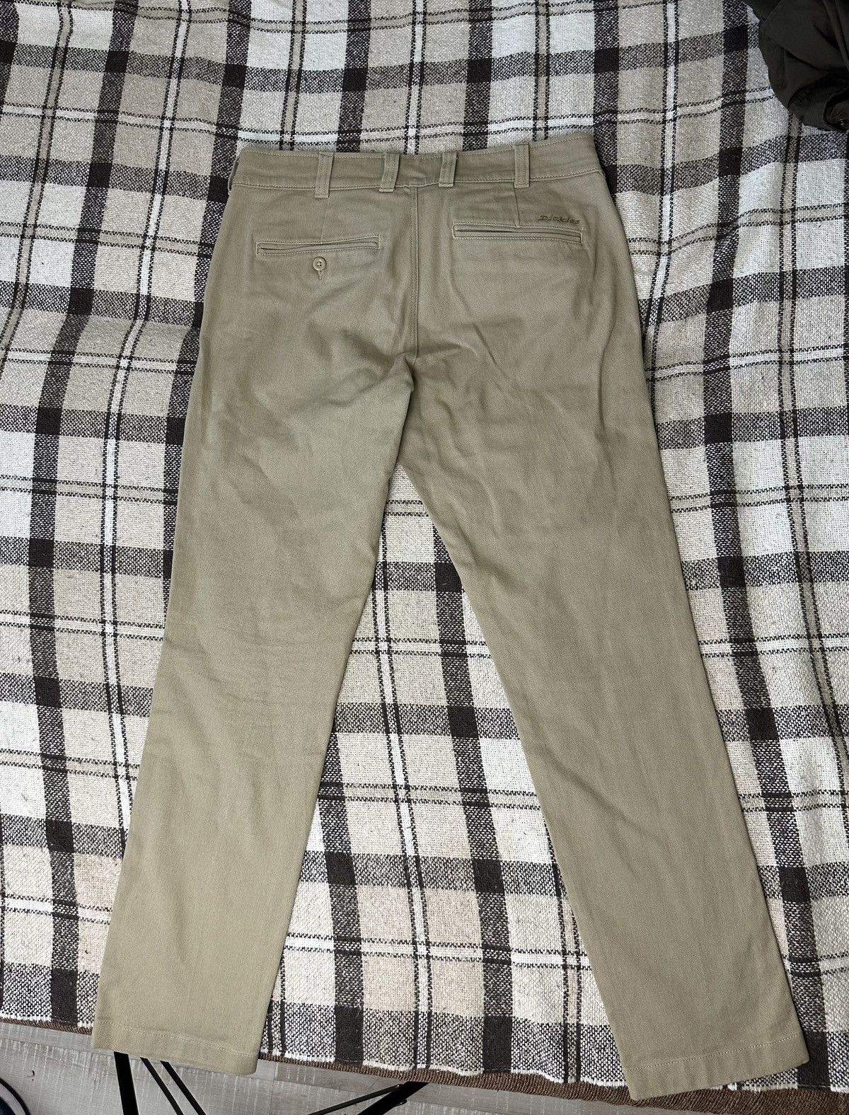 Dickies Dickies Slim Beige Jeans/ Chinos W33 perfect condition Size US 33 - 9 Thumbnail