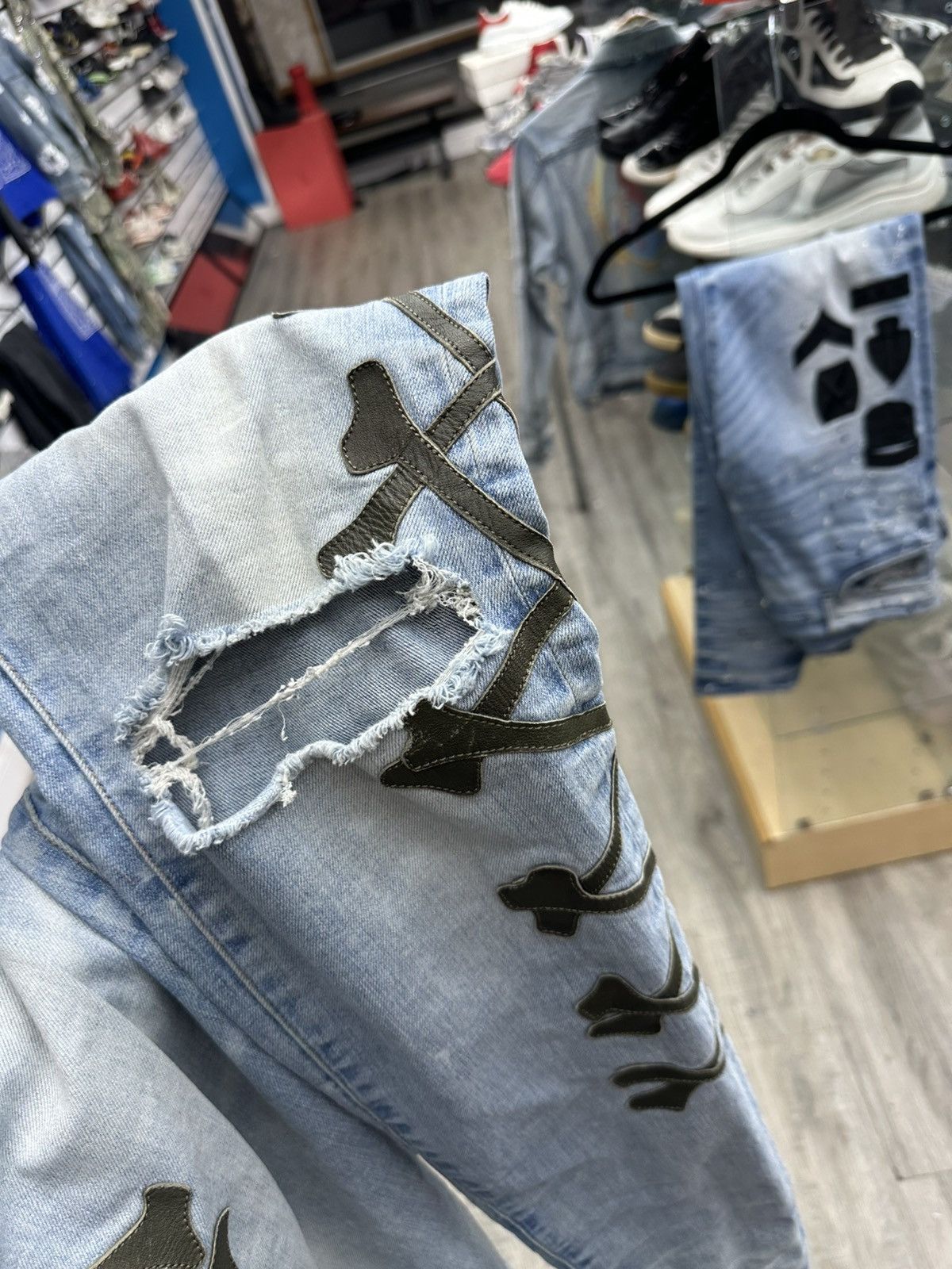 Amiri Amiri - Camo Bones Skinny Jeans Size US 36 / EU 52 - 3 Thumbnail