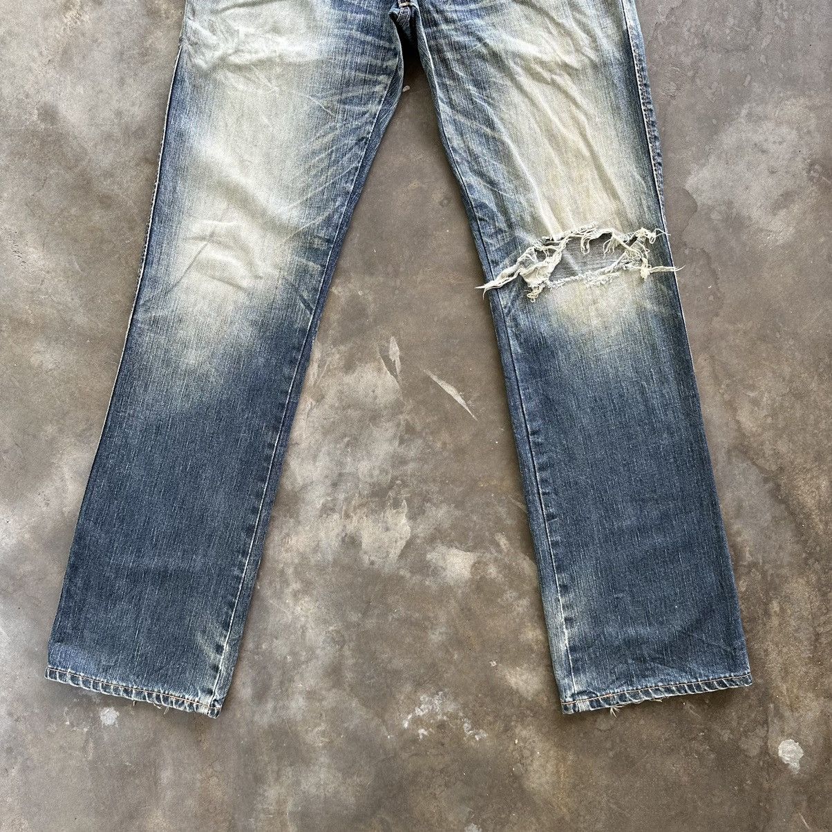 Edwin × Jean × Vintage Vintage Edwin Blue Trip Distressed Faded Denim Jean Pant W33 Size US 33 - 3 Thumbnail