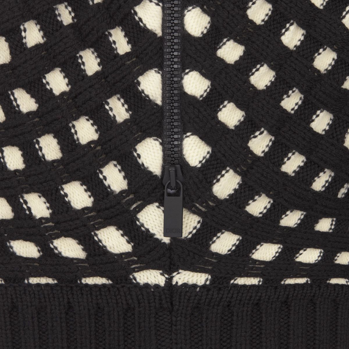 Dior o1bcso1str0125 Round-Neck Sweater in Black Size US S / EU 44-46 / 1 - 3 Thumbnail