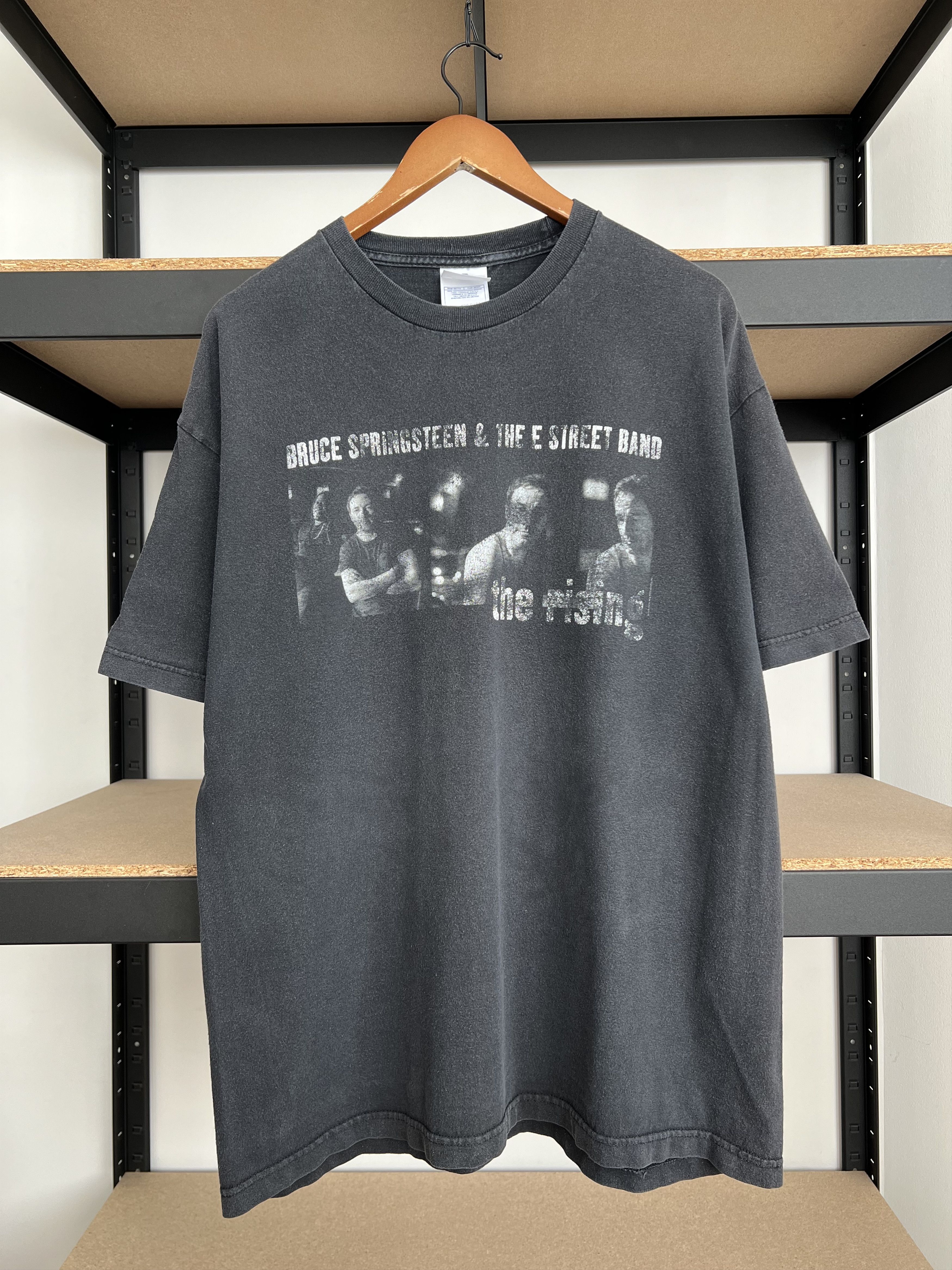 Band Tees Vintage 2000s Bruce Springsteen and E Street Band T-shirt Size US XL / EU 56 / 4 - 1 Thumbnail