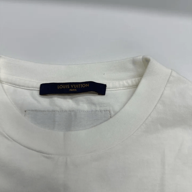 Louis Vuitton Louis Vuitton short-sleeve T-shirt Size US S / EU 44-46 / 1 - 3 Thumbnail