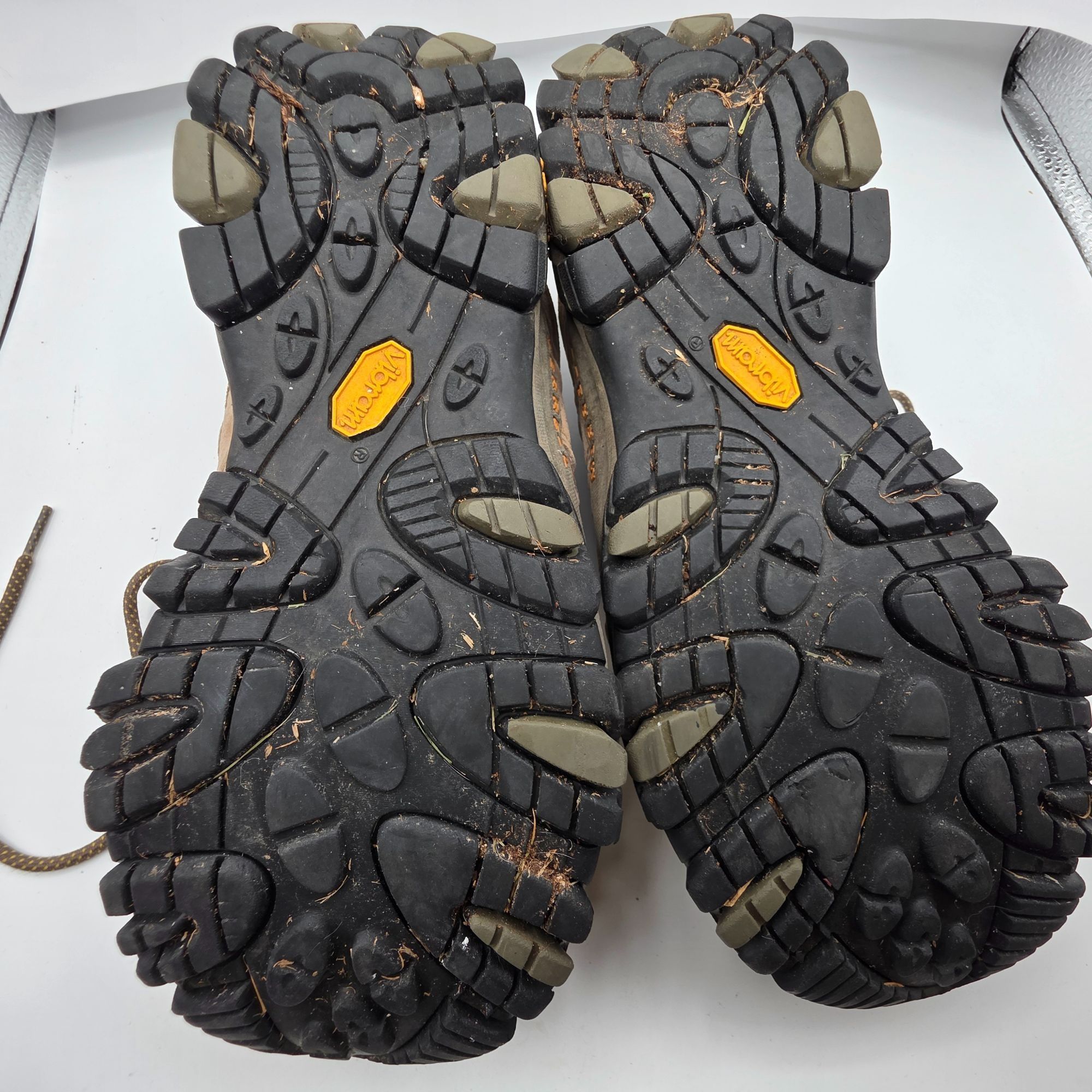 Merrell Merrell Moab 3 Mens Size 9.5 Brown Hiking Shoes Vibram Soles Size US 9.5 / EU 42-43 - 8 Thumbnail