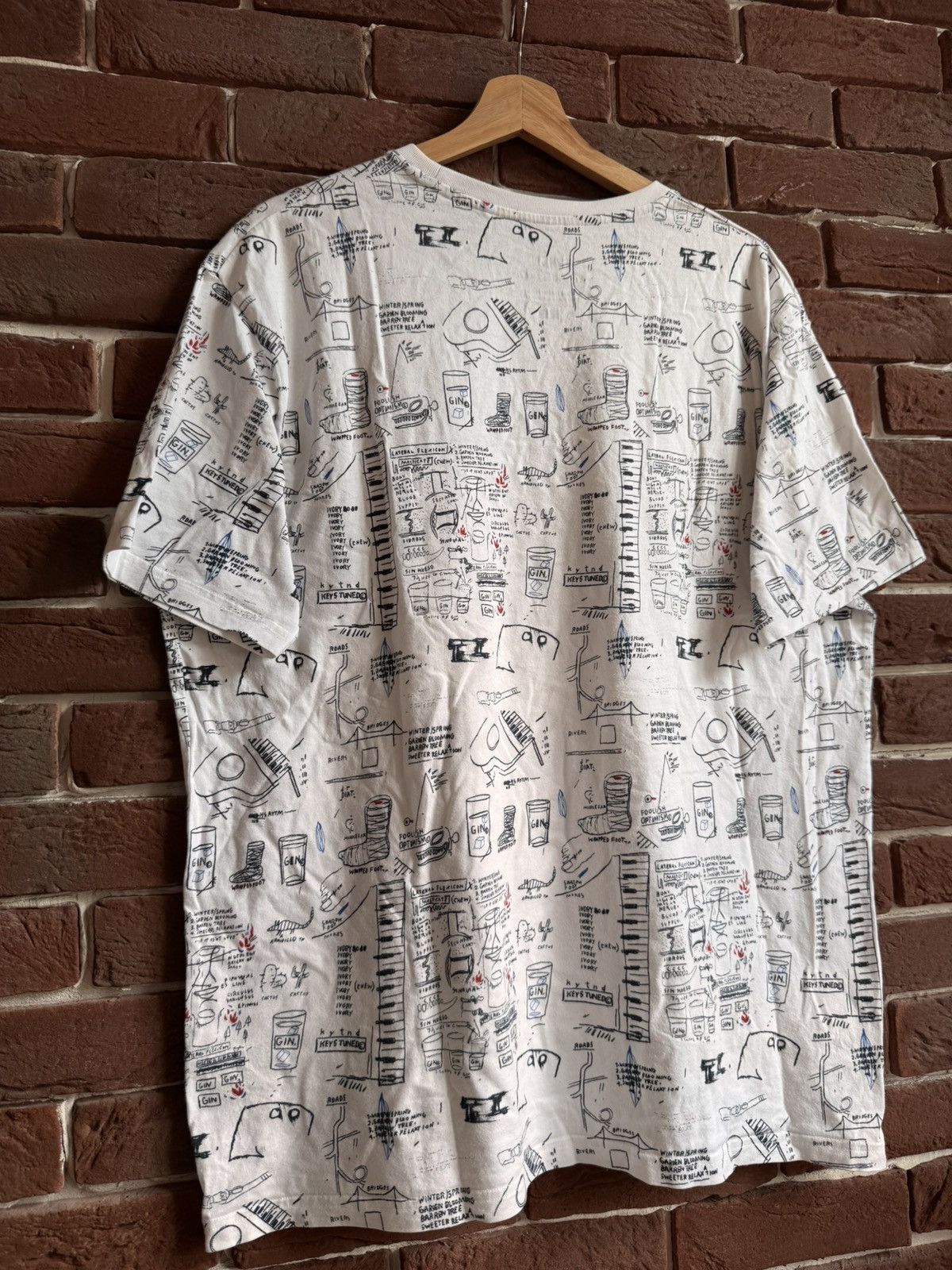 Jean-Michel Basquiat Jean Michel Basquiat x Uniqlo MOMA XL Art Tee Rare Print Size US XL / EU 56 / 4 - 9 Thumbnail