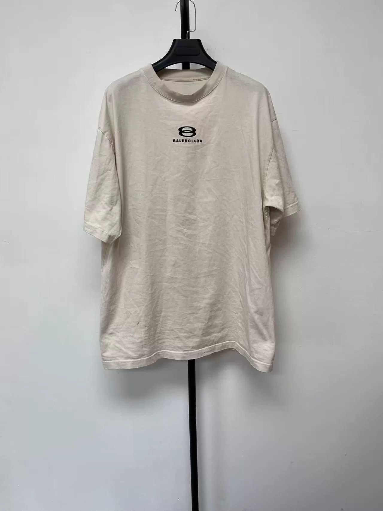 Balenciaga Balenciaga Graphic Print Short Sleeve T-Shirt Size S / US 4 / IT 40 - 1 Thumbnail