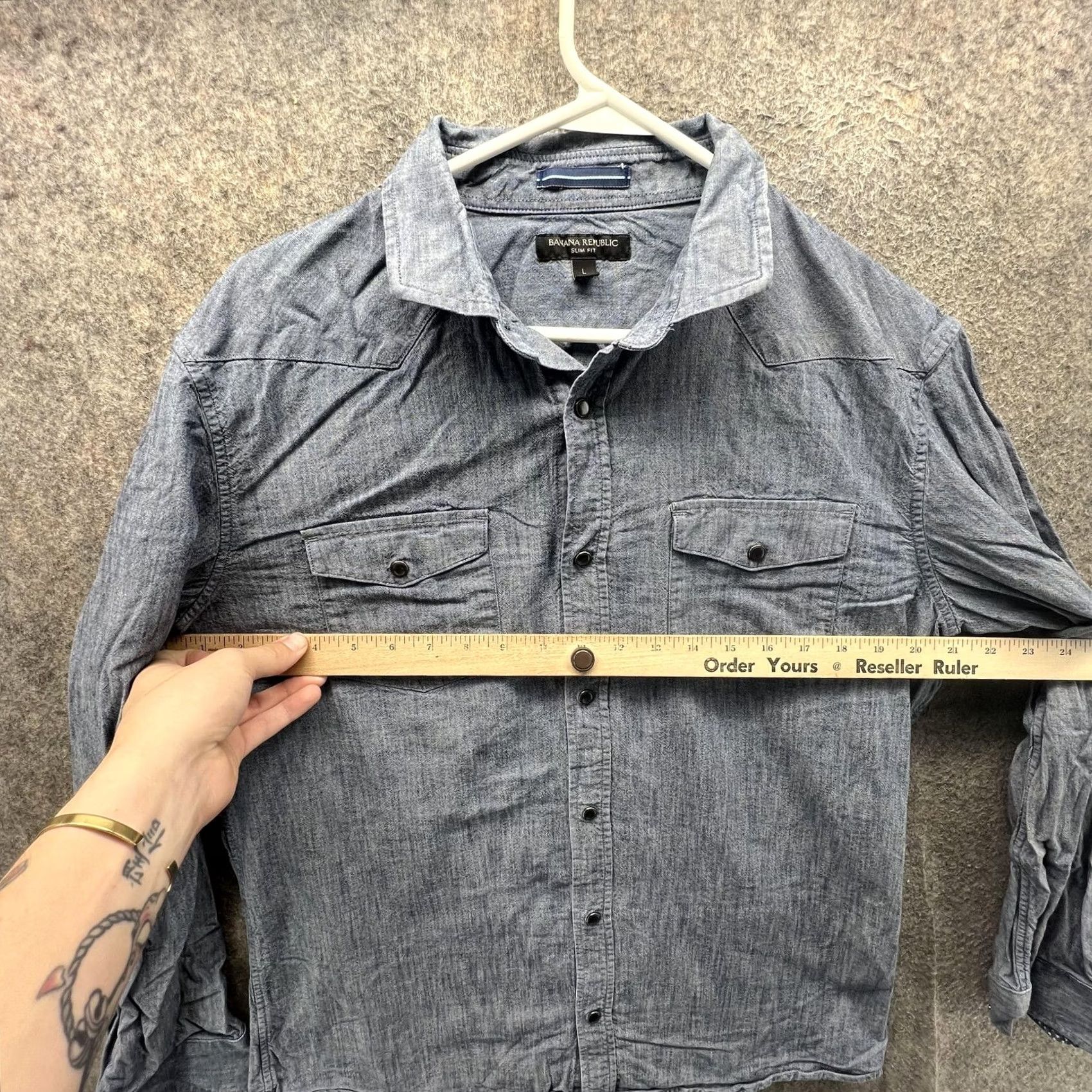 Banana Republic Banana Republic Shirt Mens L Blue Chambray Long Sleeve Button Front Slim Size US L / EU 52-54 / 3 - 4 Thumbnail