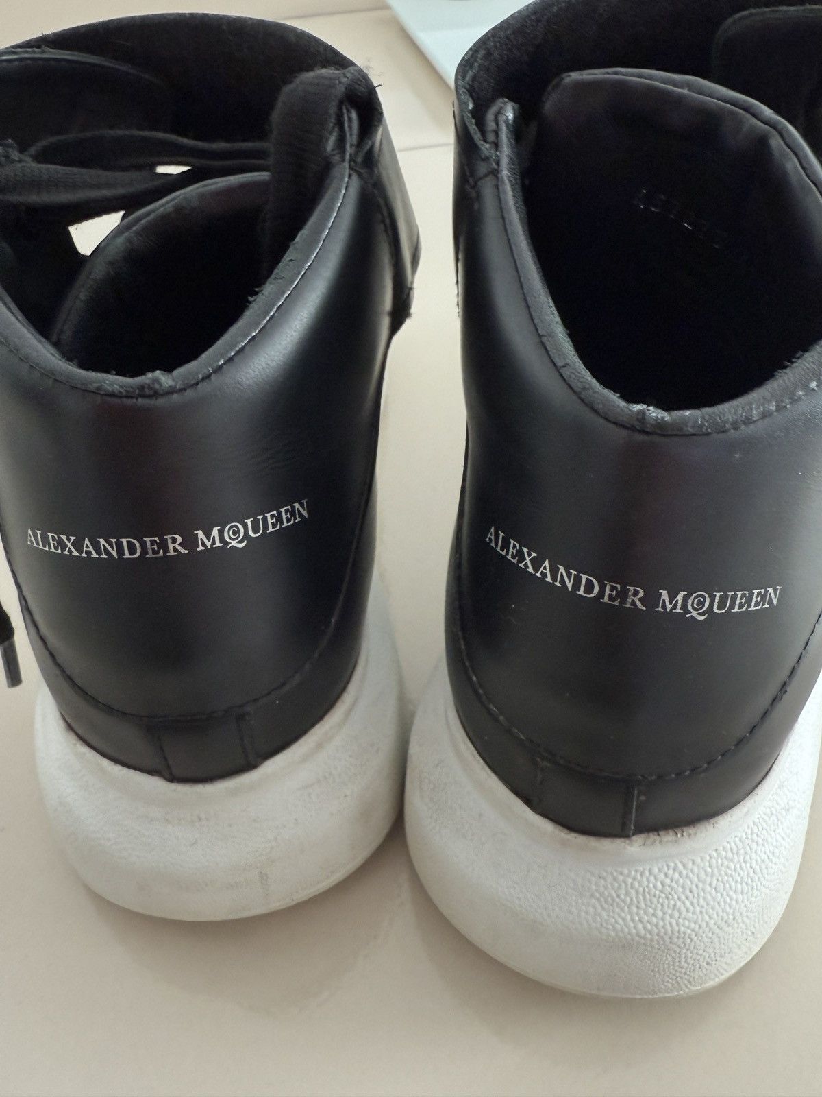 Alexander McQueen Hi top sneakers Size US 8 / EU 41 - 12 Thumbnail