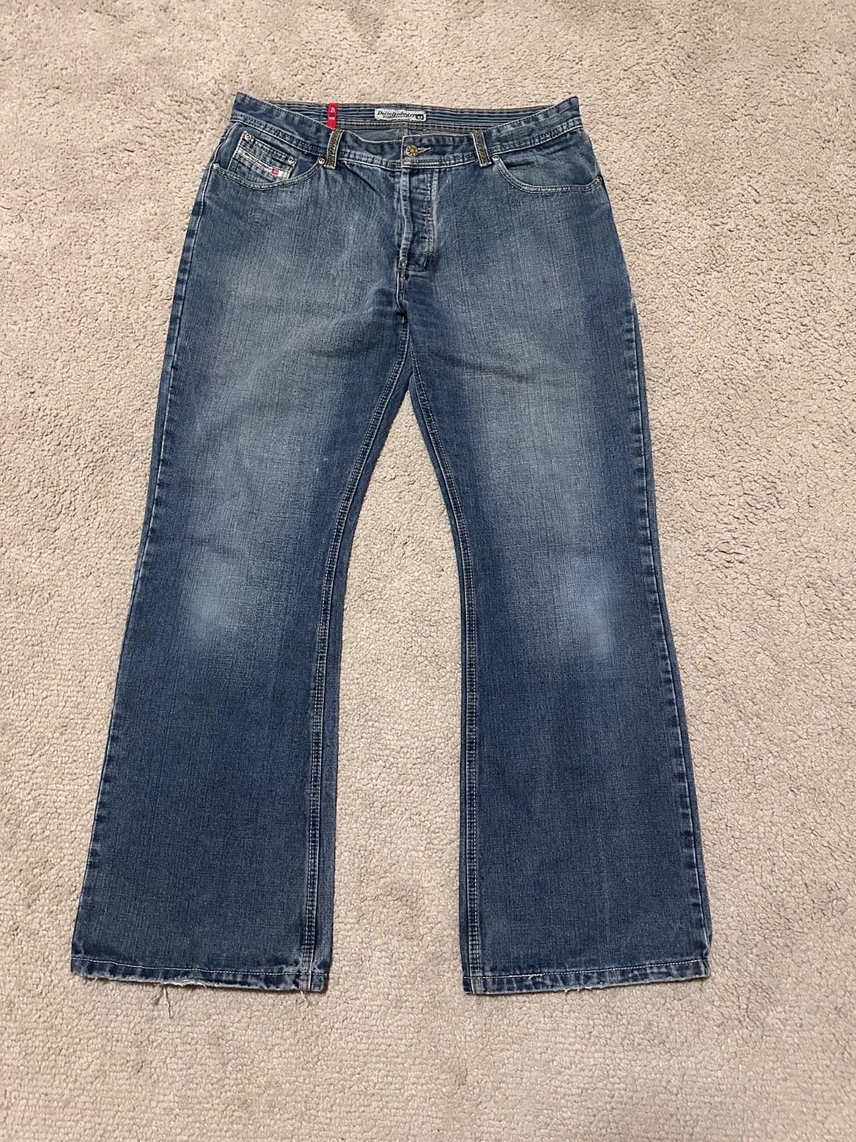 Diesel Vintage Diesel Jeans Mens 40 Blue Denim Pants Straight Y2K Size US 40 / EU 56 - 5 Thumbnail
